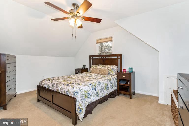 AYRLAWN - Residential Lease