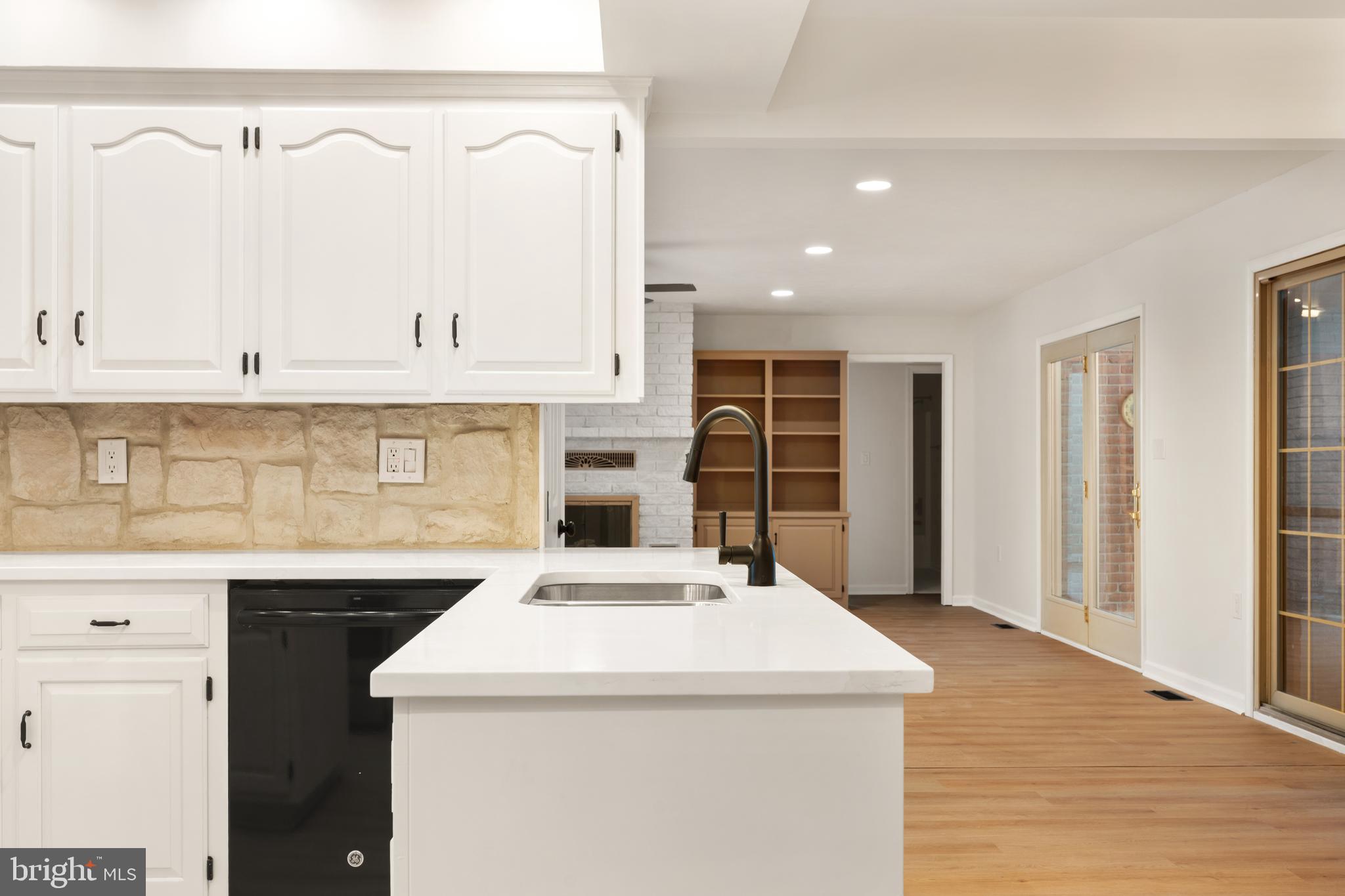 GARDEN SPOT - Residential