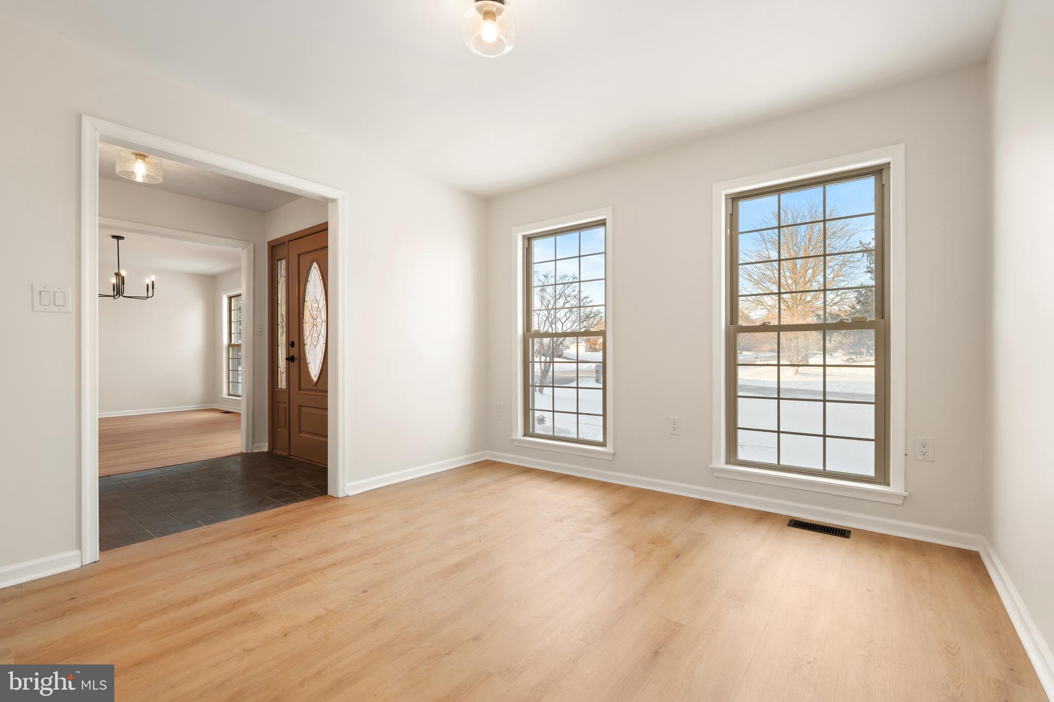 GARDEN SPOT - Residential