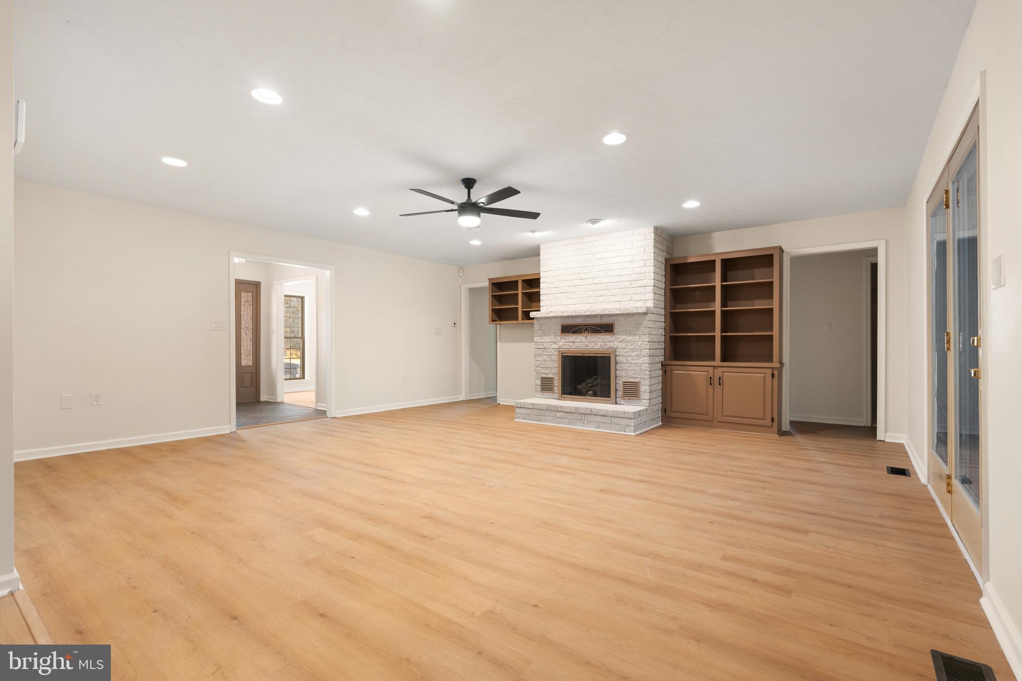 GARDEN SPOT - Residential