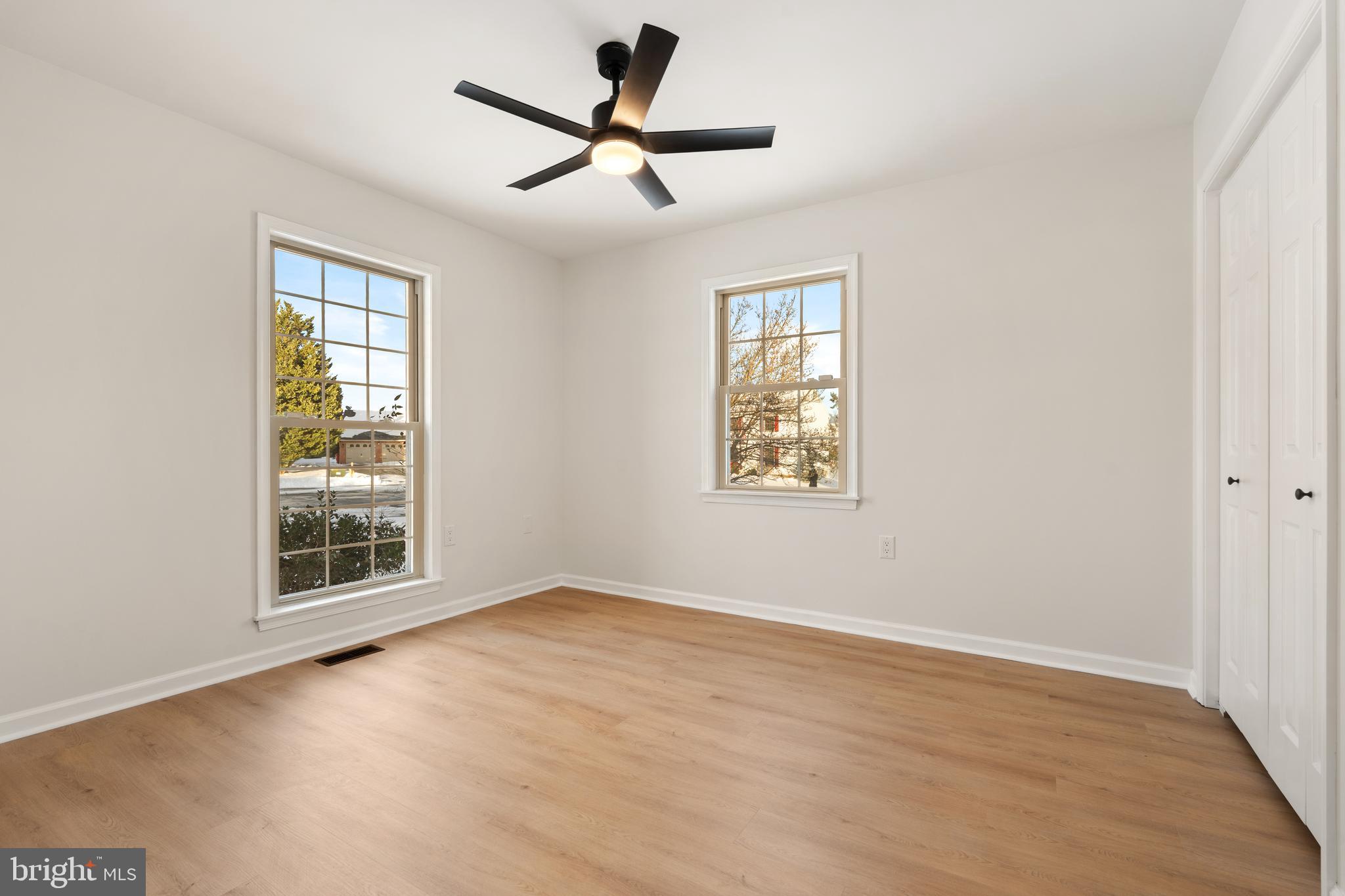 GARDEN SPOT - Residential