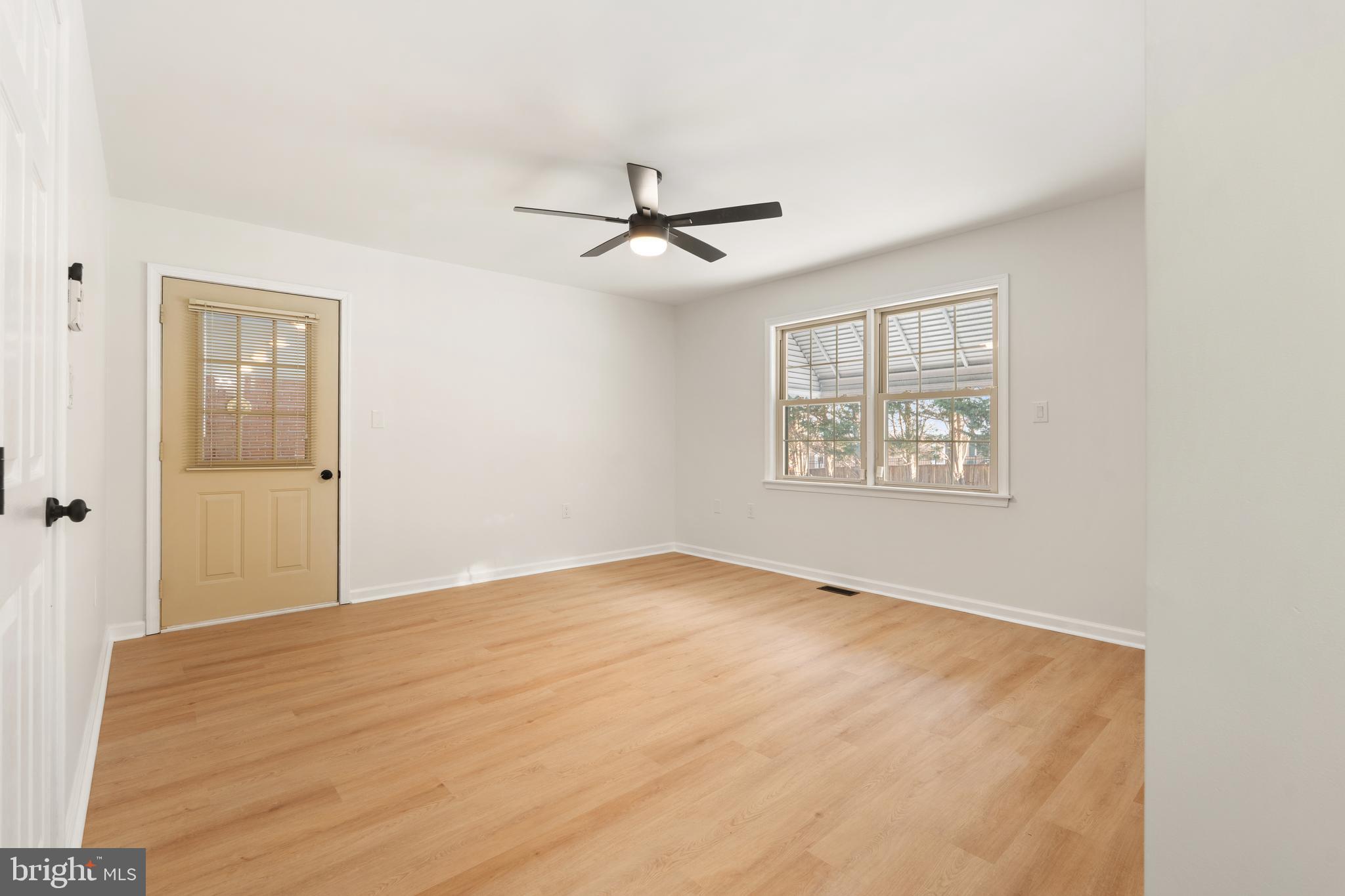 GARDEN SPOT - Residential