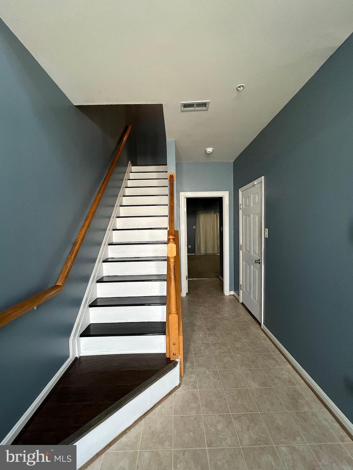 PINEY ORCHARD - Residential Lease