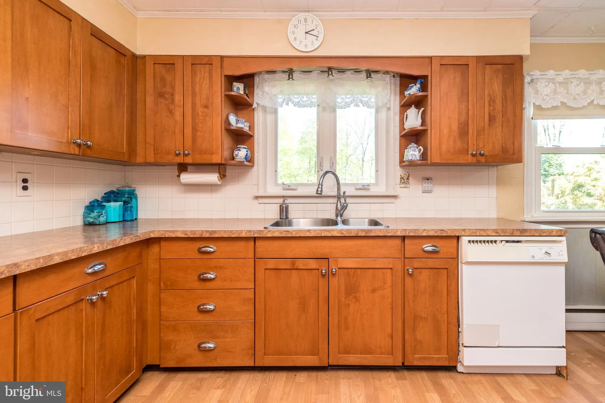 Perkasie, Pennsylvania 18944, United States, 4 Bedrooms Bedrooms, ,2 BathroomsBathrooms,Residential,Pending,122238