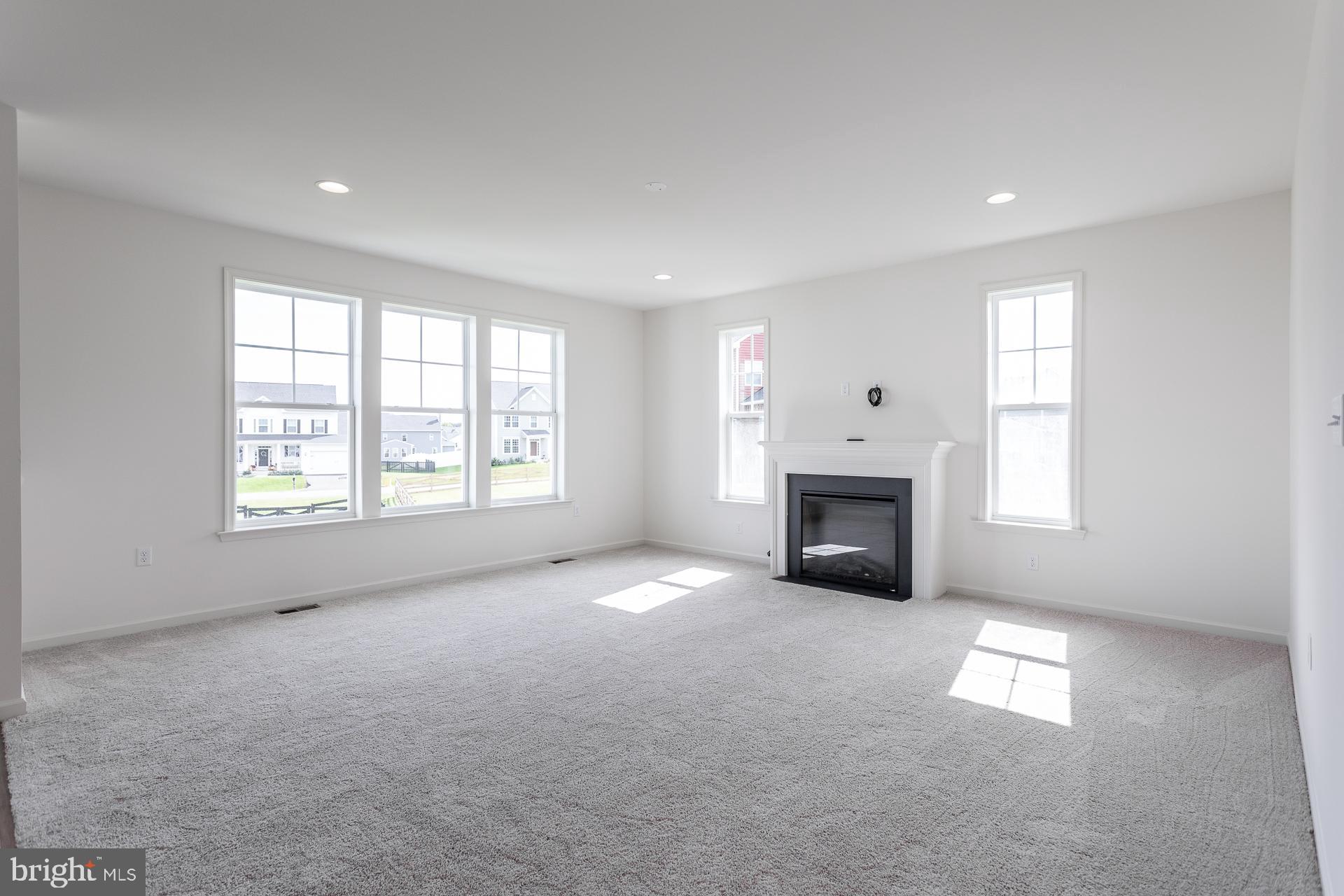 SPRINGDALE FARM - Residential