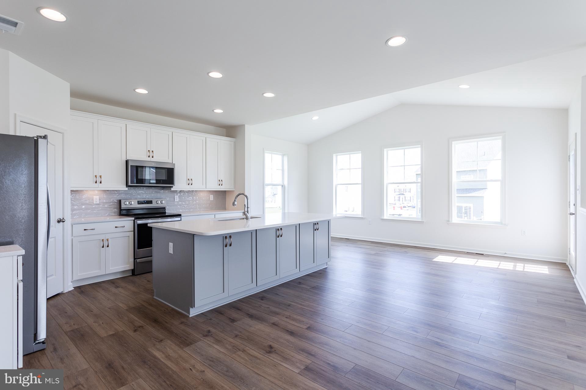 SPRINGDALE FARM - Residential