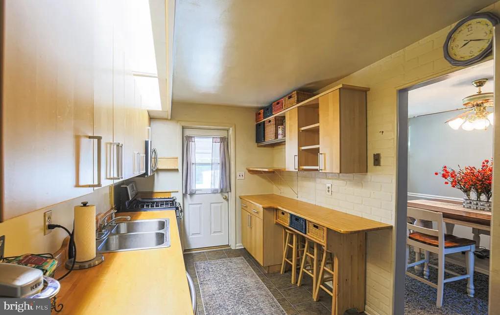 8739 CIMARRON CIRCLE