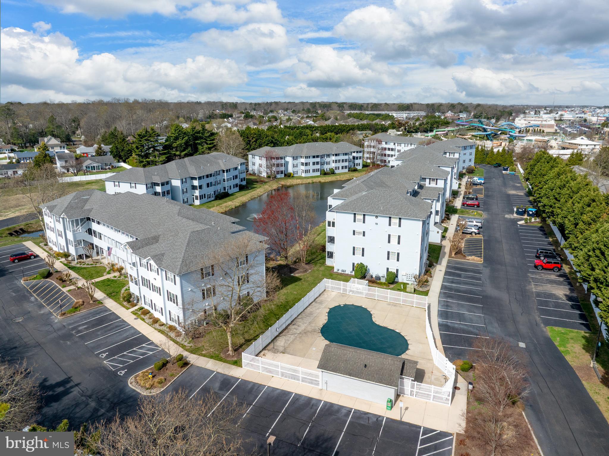SANIBEL VILLAGE - Residential