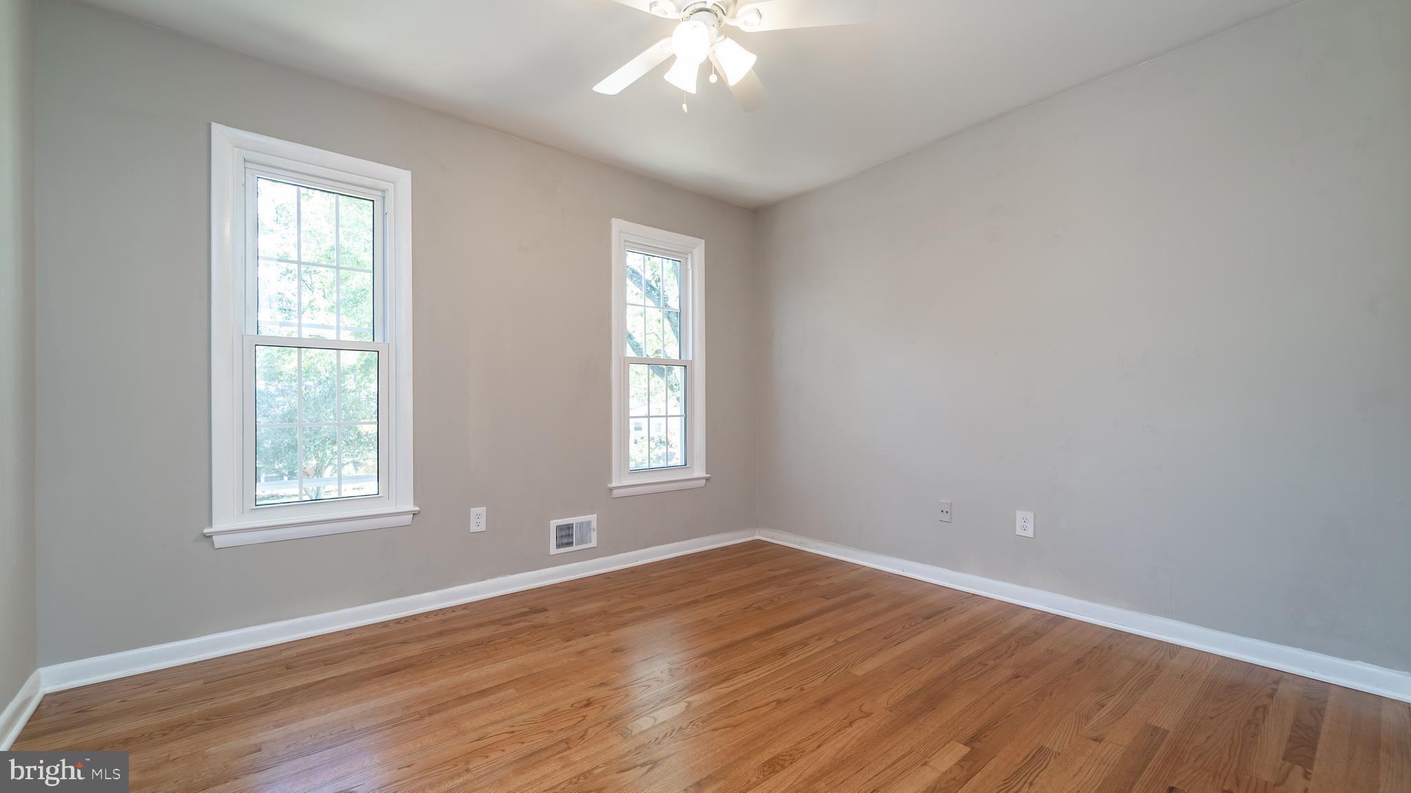 SELLMAN ESTATES - Residential