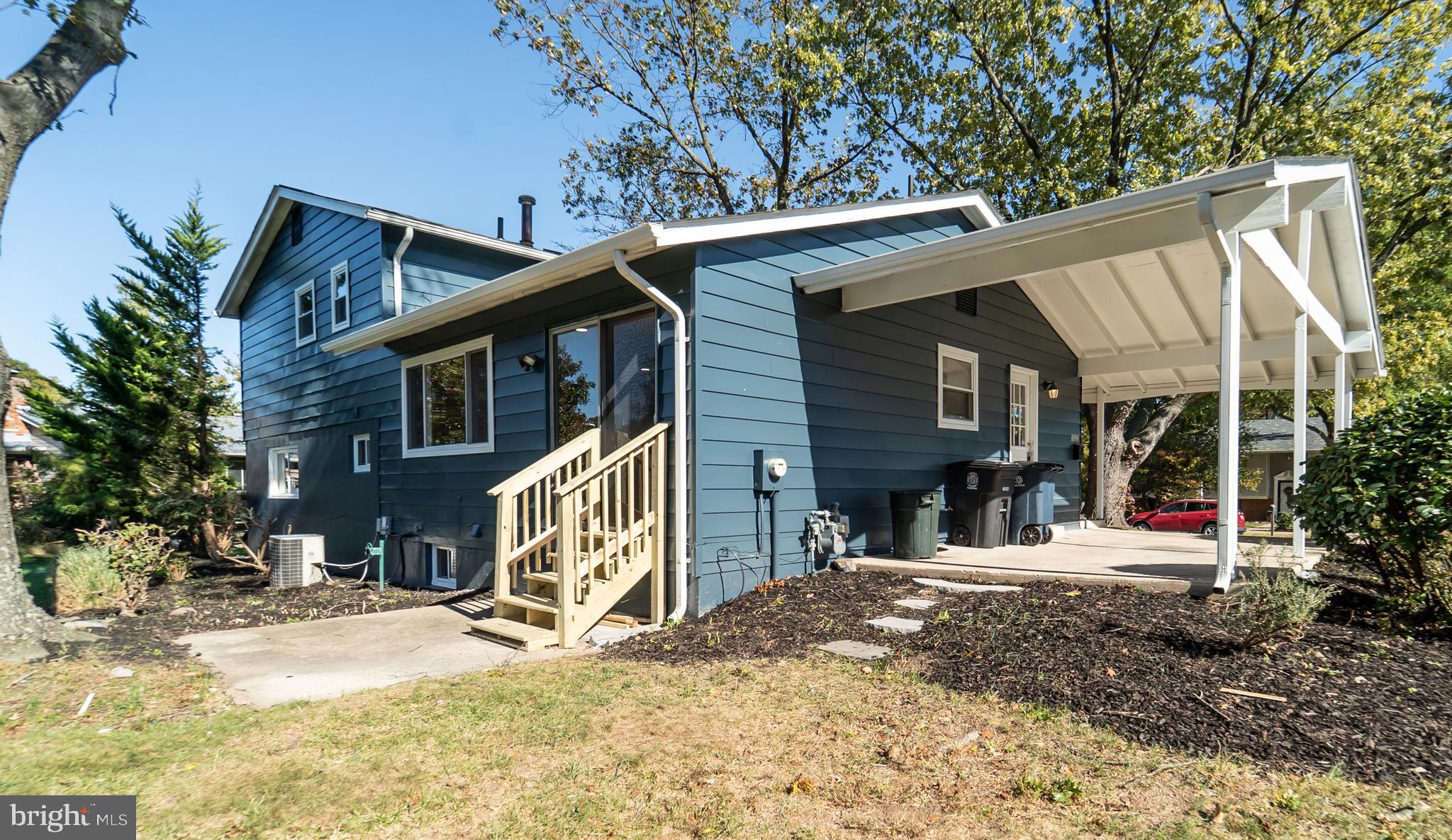 SELLMAN ESTATES - Residential