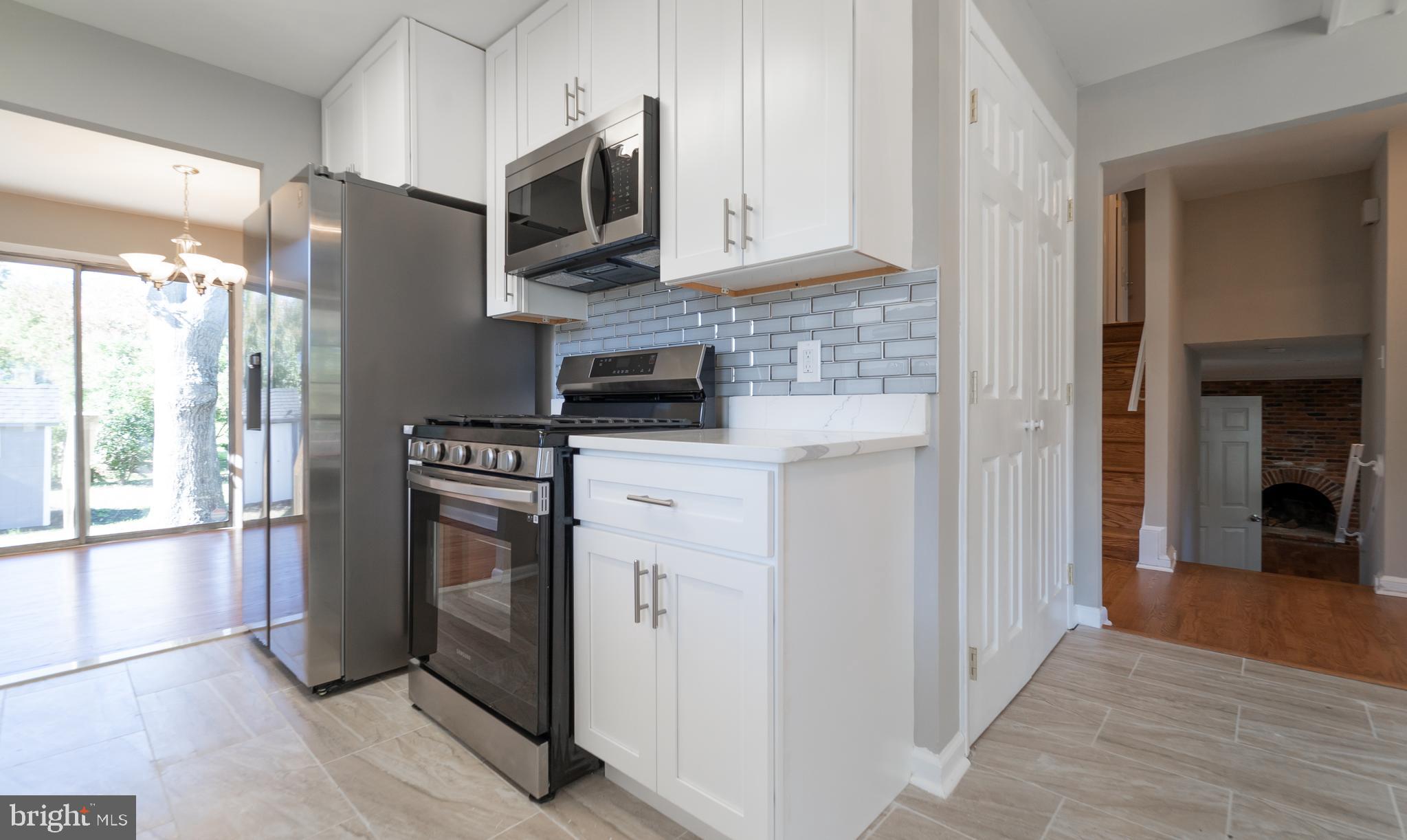 SELLMAN ESTATES - Residential