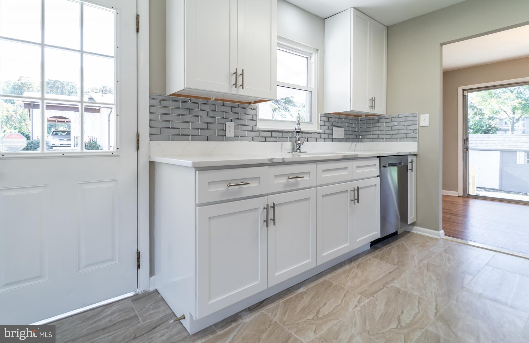 SELLMAN ESTATES - Residential