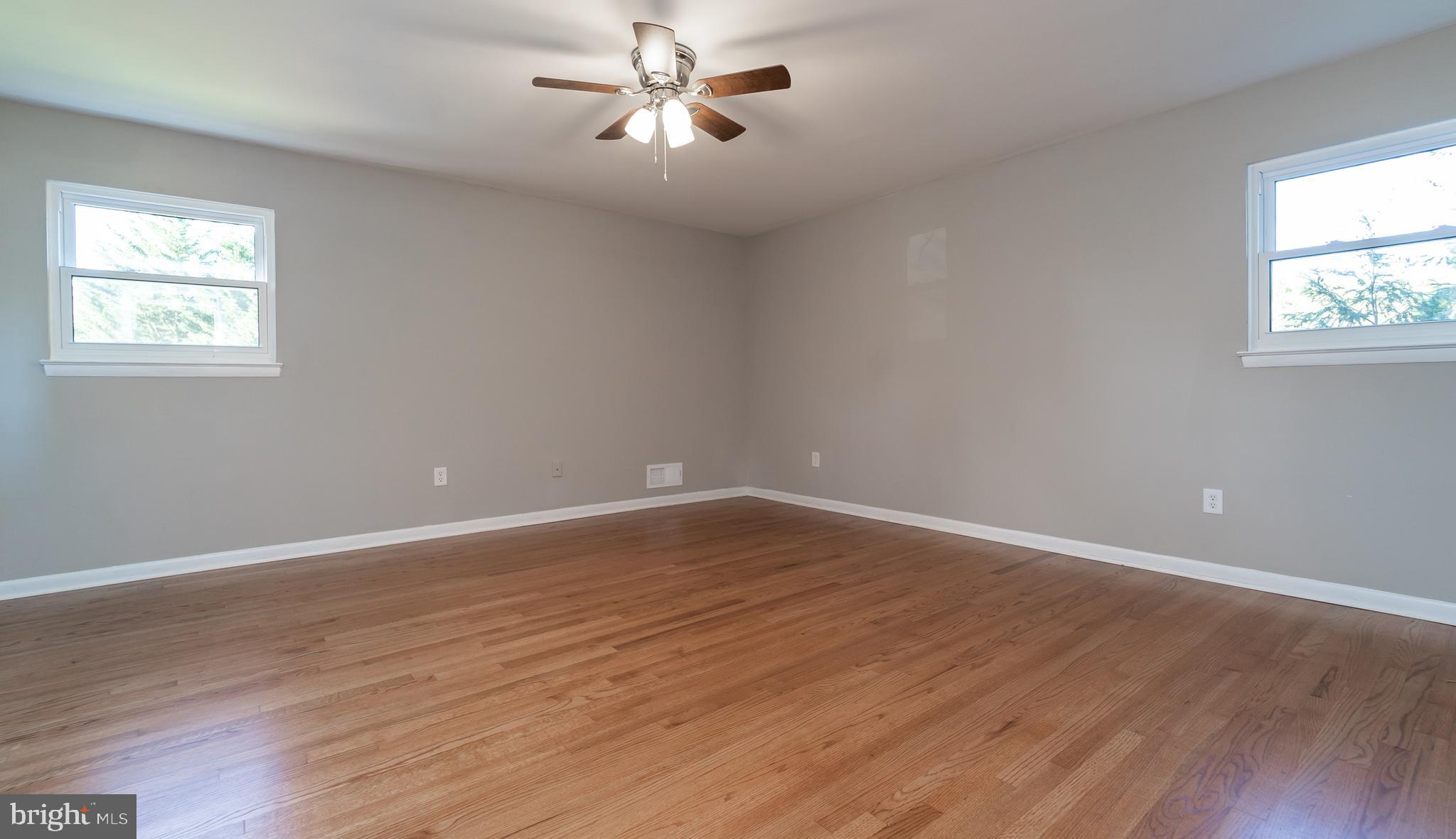 SELLMAN ESTATES - Residential