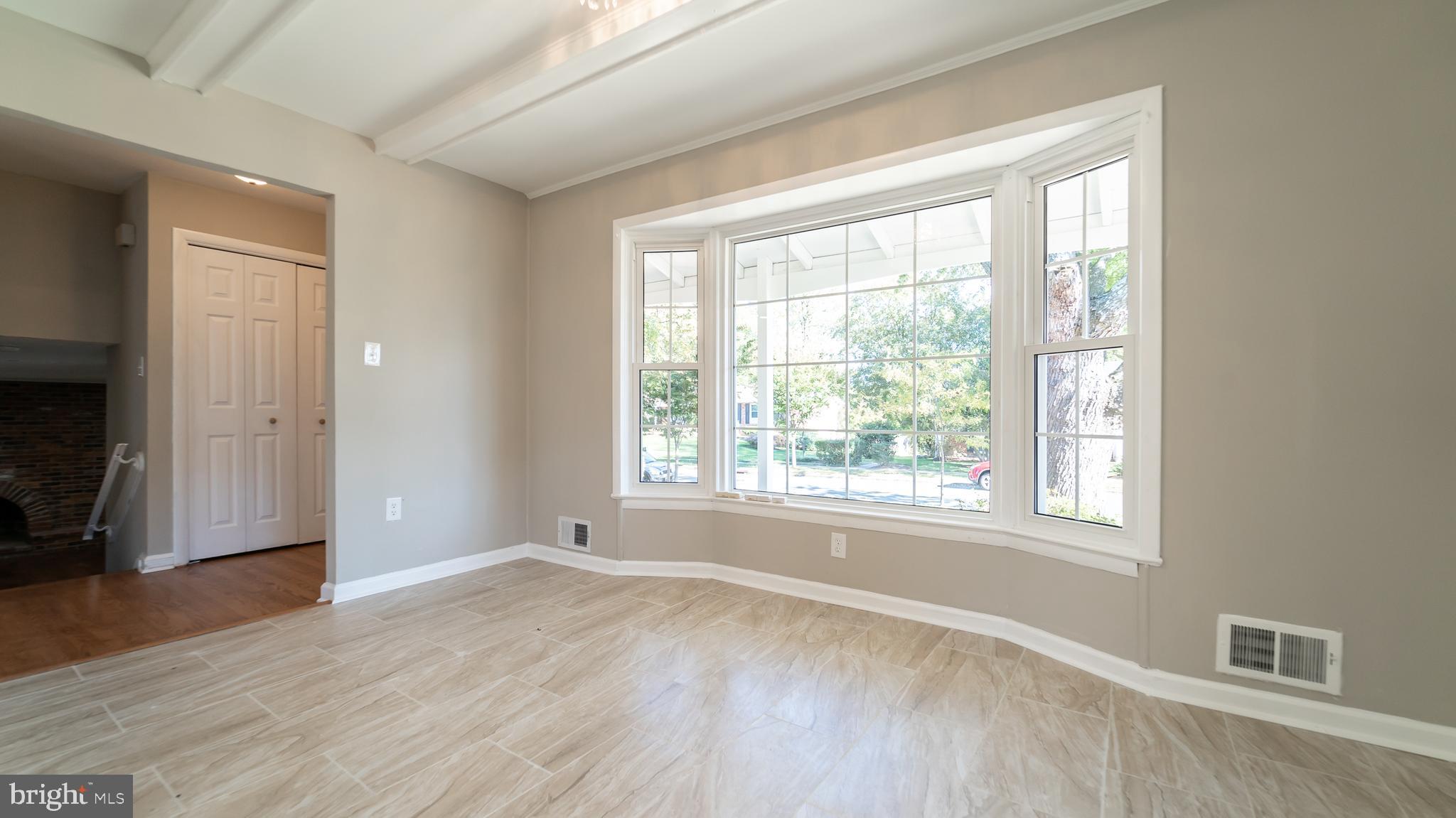 SELLMAN ESTATES - Residential