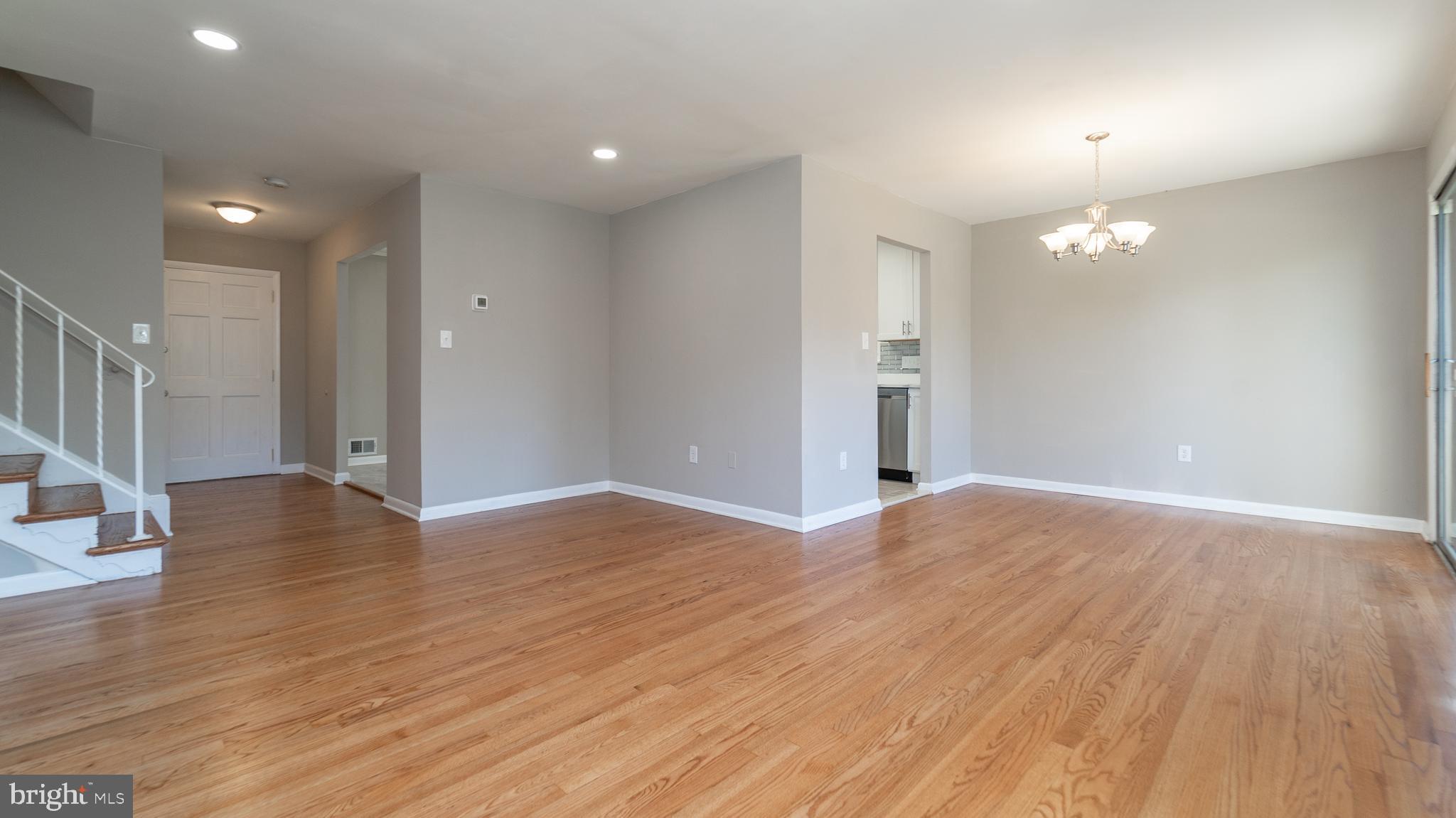 SELLMAN ESTATES - Residential