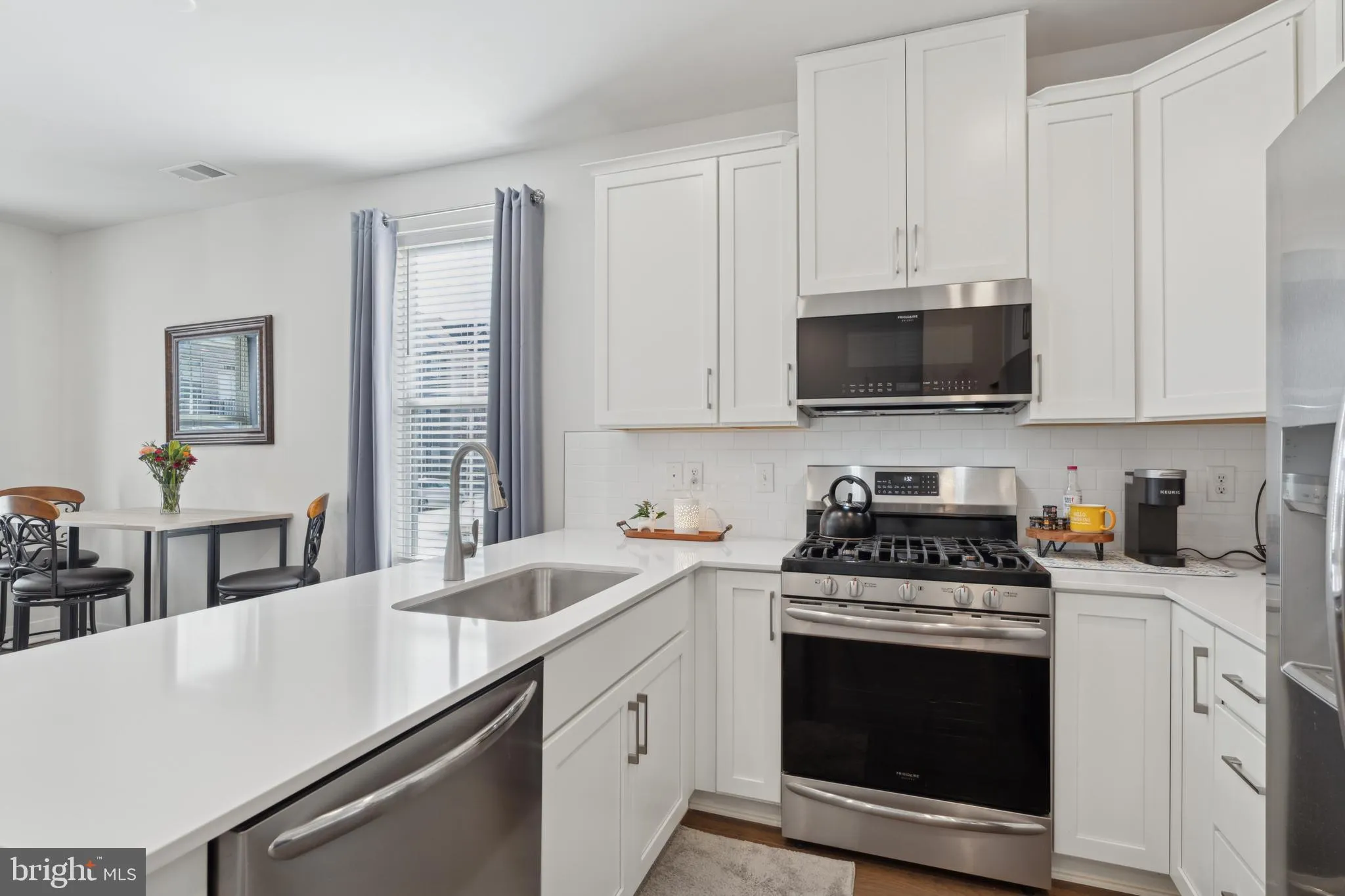 Phoenixville, Pennsylvania 19460, United States, 2 Bedrooms Bedrooms, ,2 BathroomsBathrooms,Residential,Active,76733