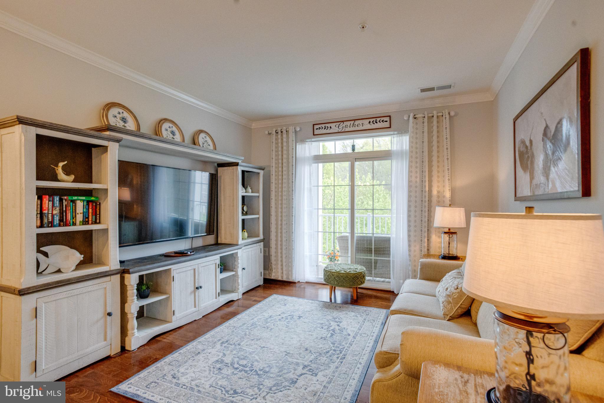 MACPHAIL WOODS - Residential