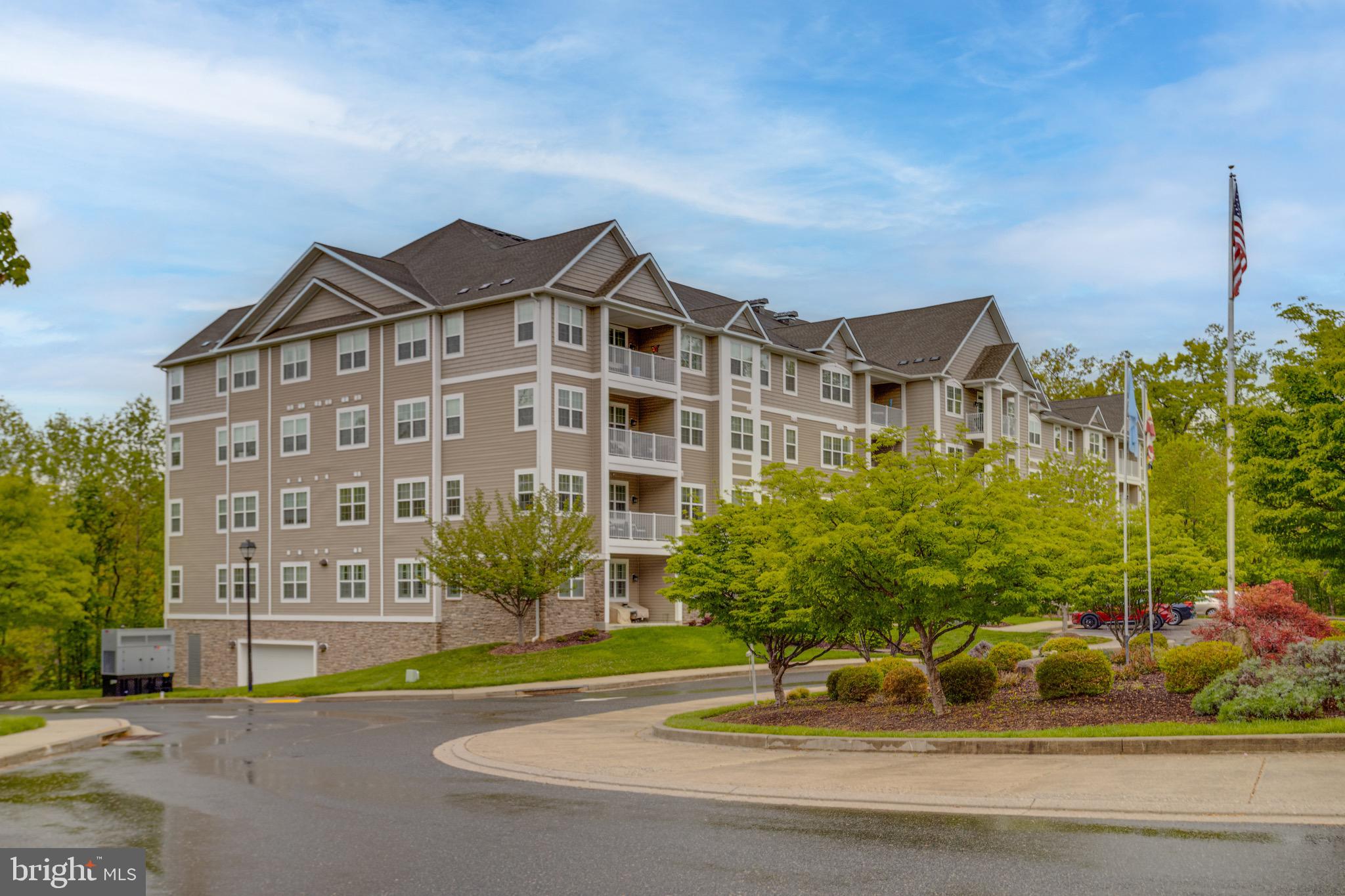 MACPHAIL WOODS - Residential