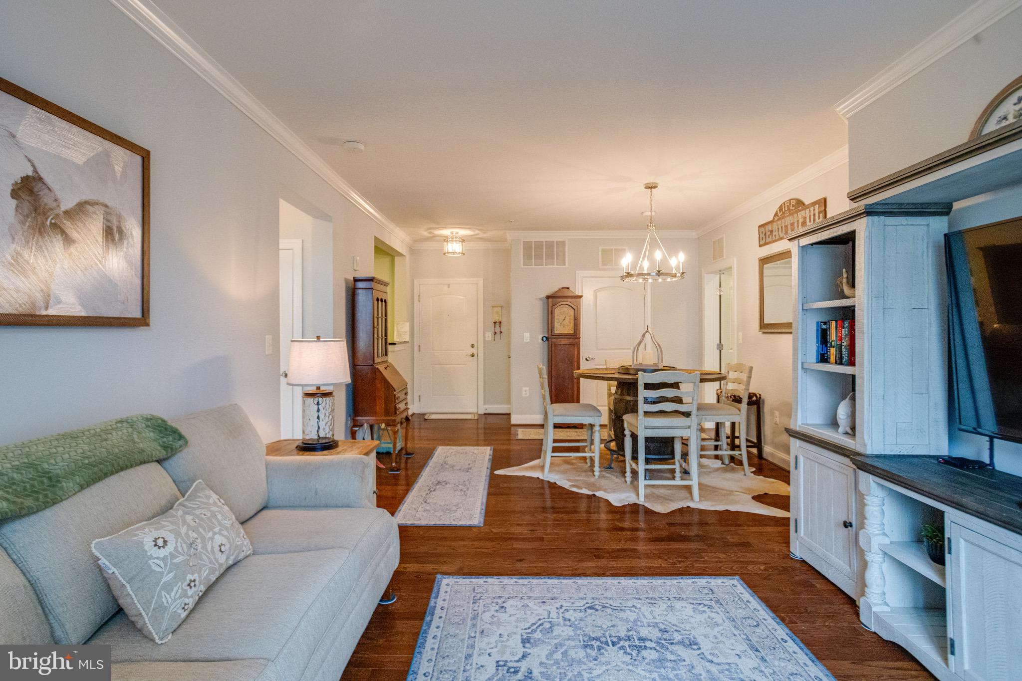 MACPHAIL WOODS - Residential