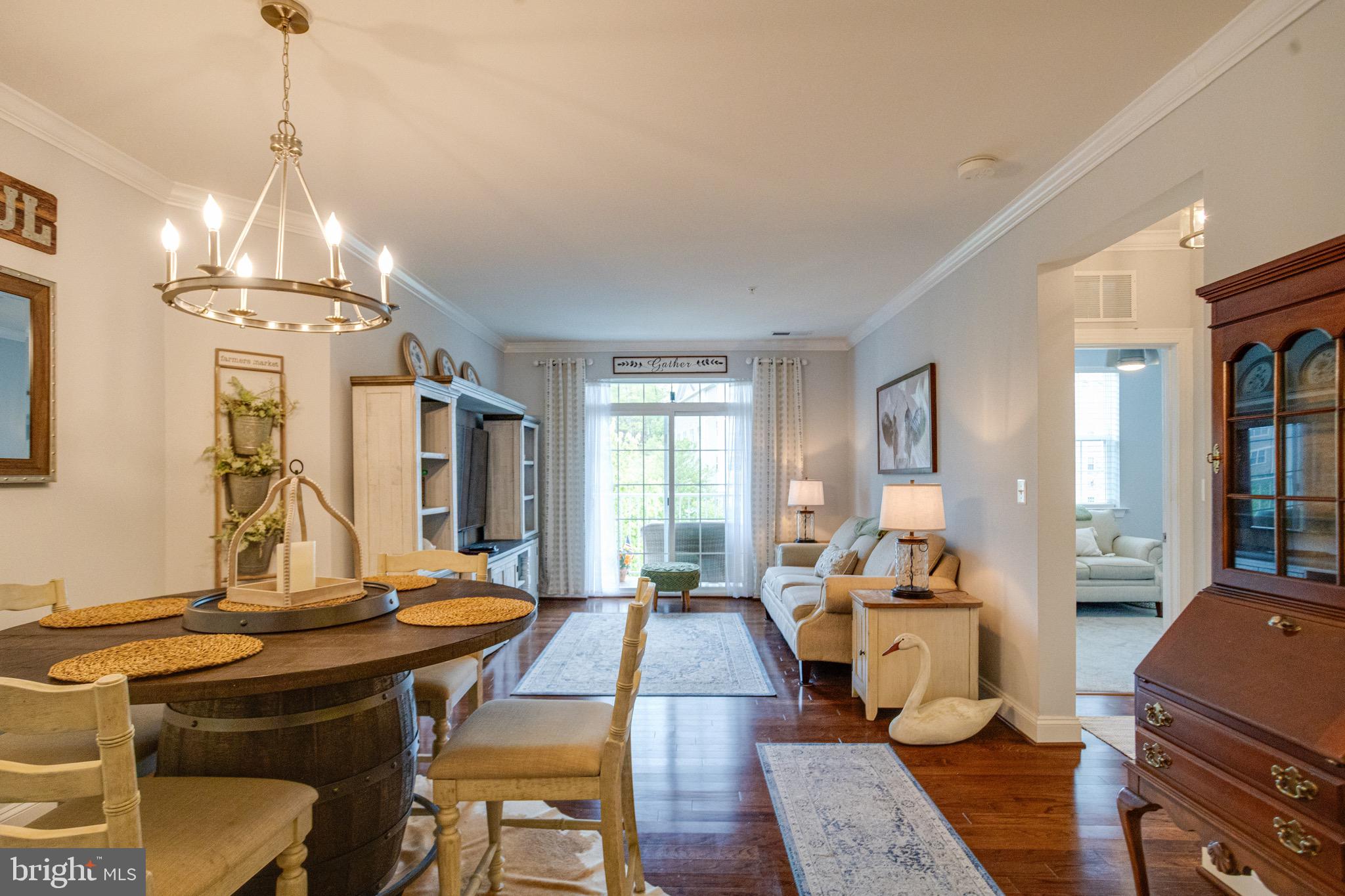 MACPHAIL WOODS - Residential