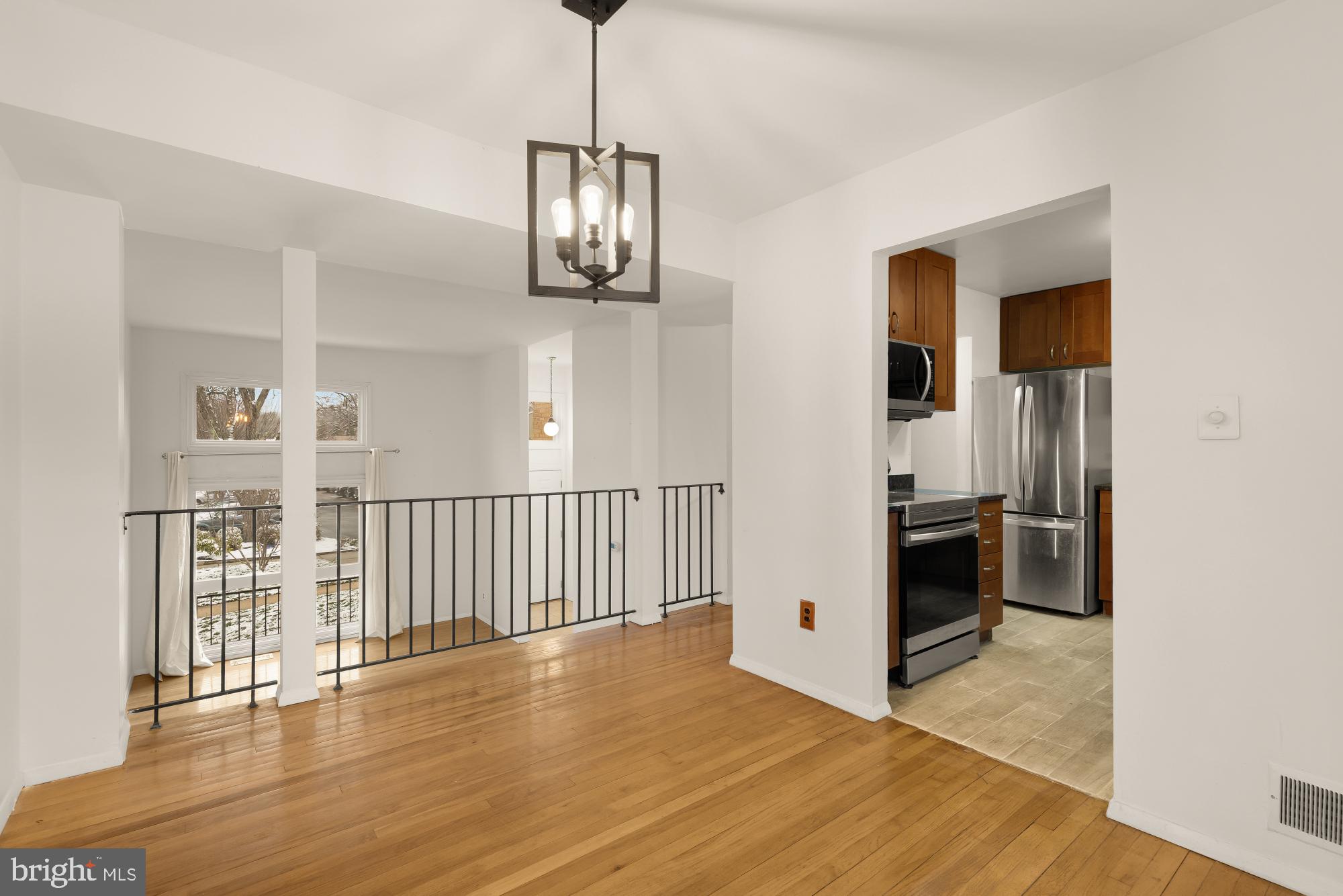 ROCKVILLE - Residential