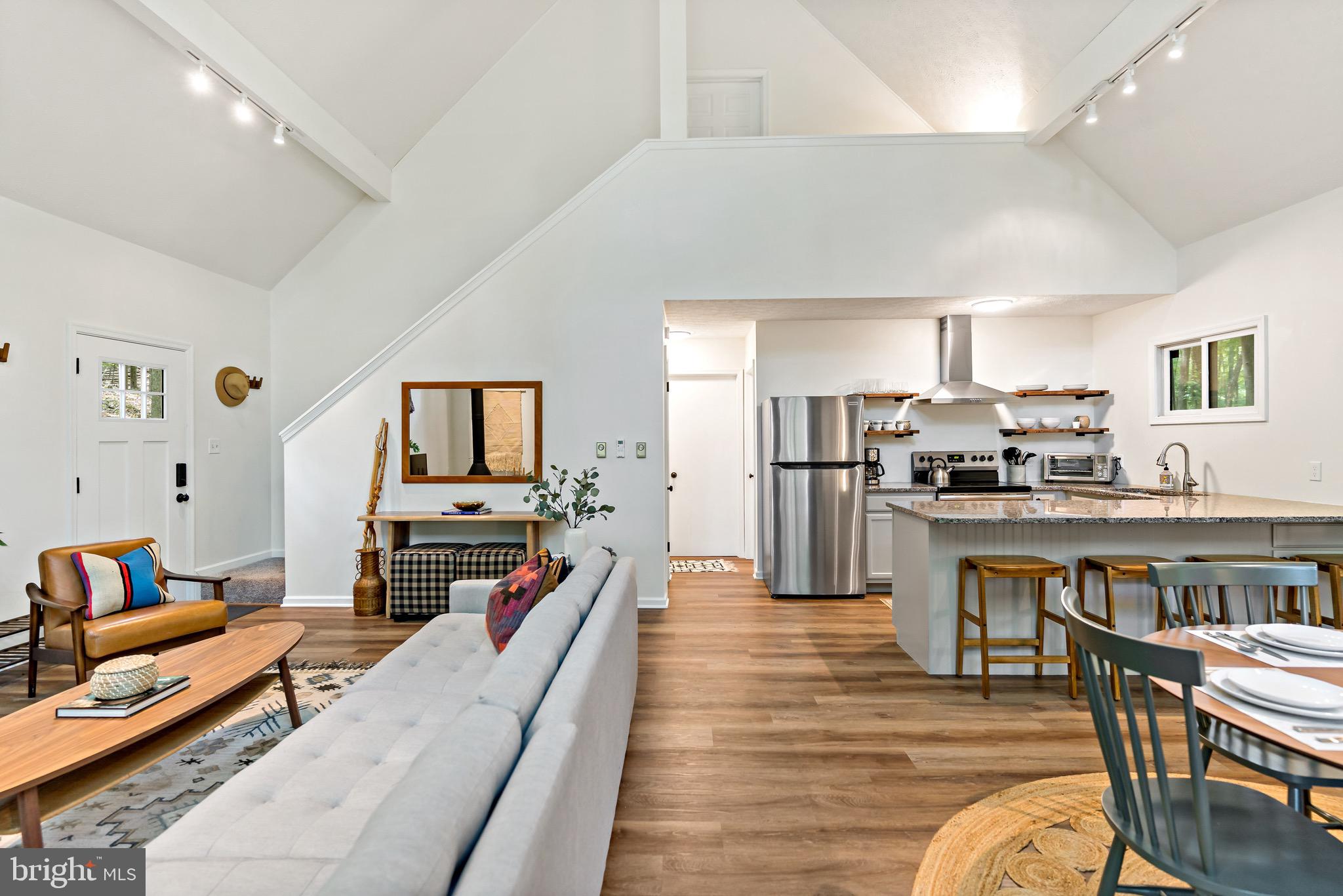 ROCK GAP WOODS - Residential