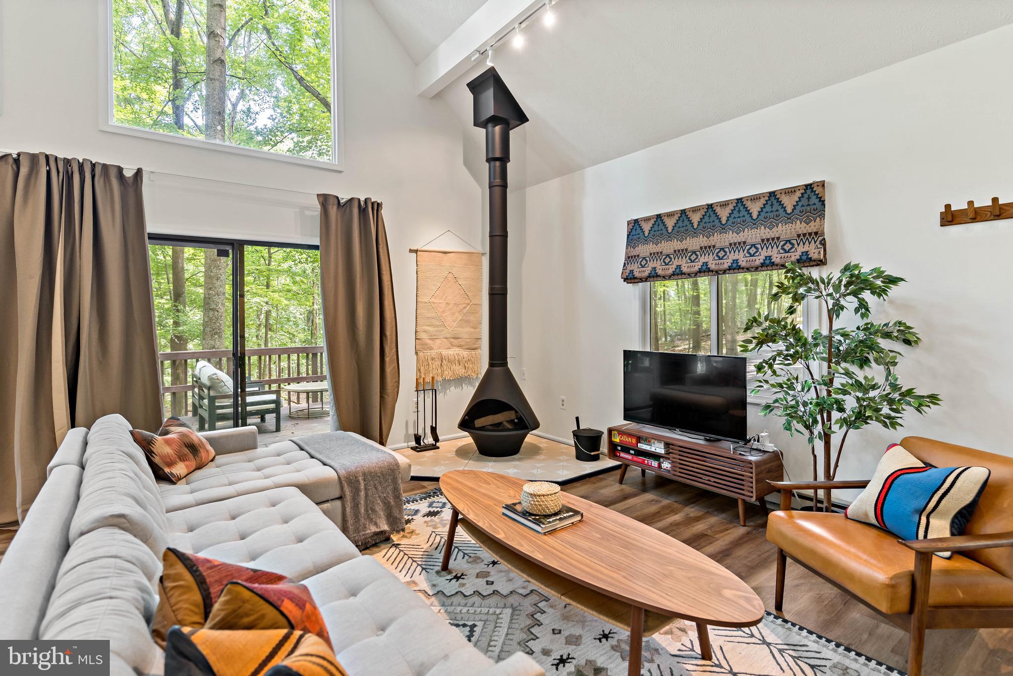 ROCK GAP WOODS - Residential