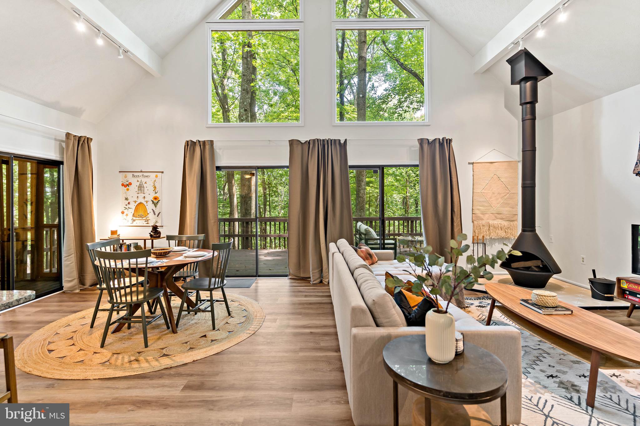 ROCK GAP WOODS - Residential