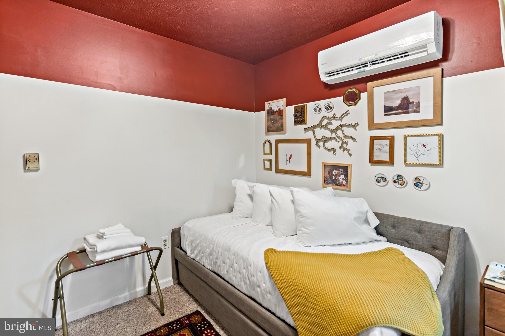 ROCK GAP WOODS - Residential