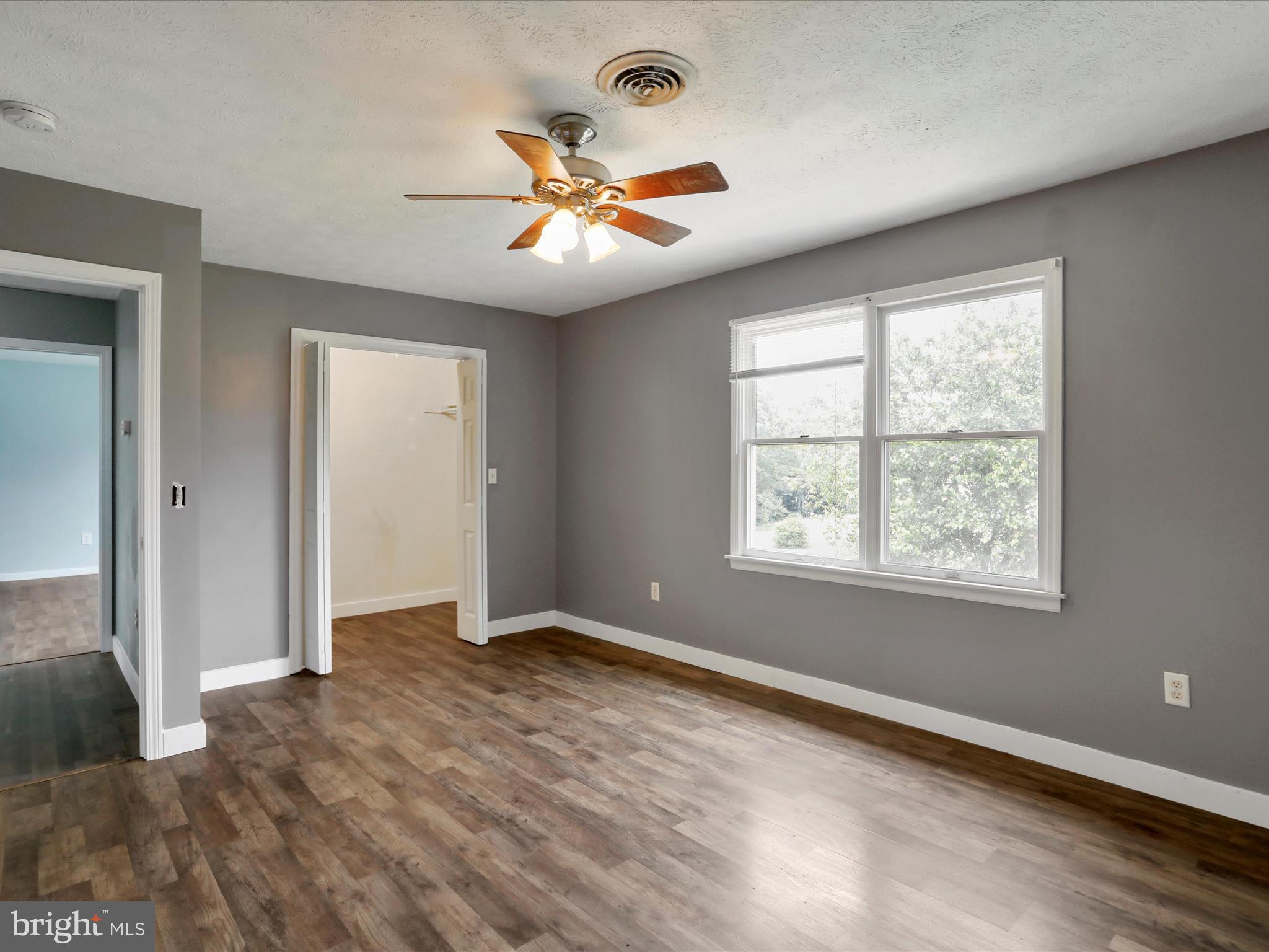 FORT HILL FARMS - Residential