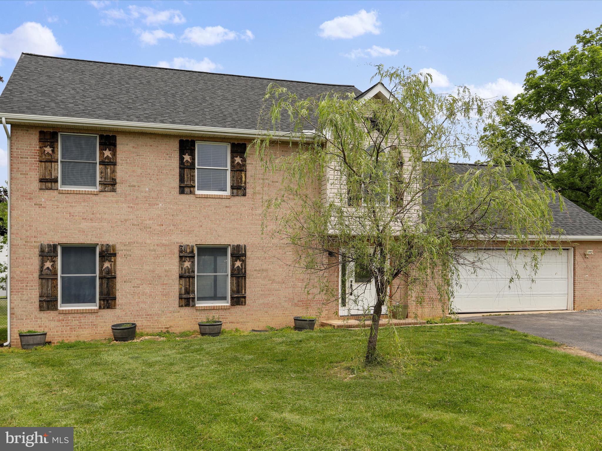 FORT HILL FARMS - Residential