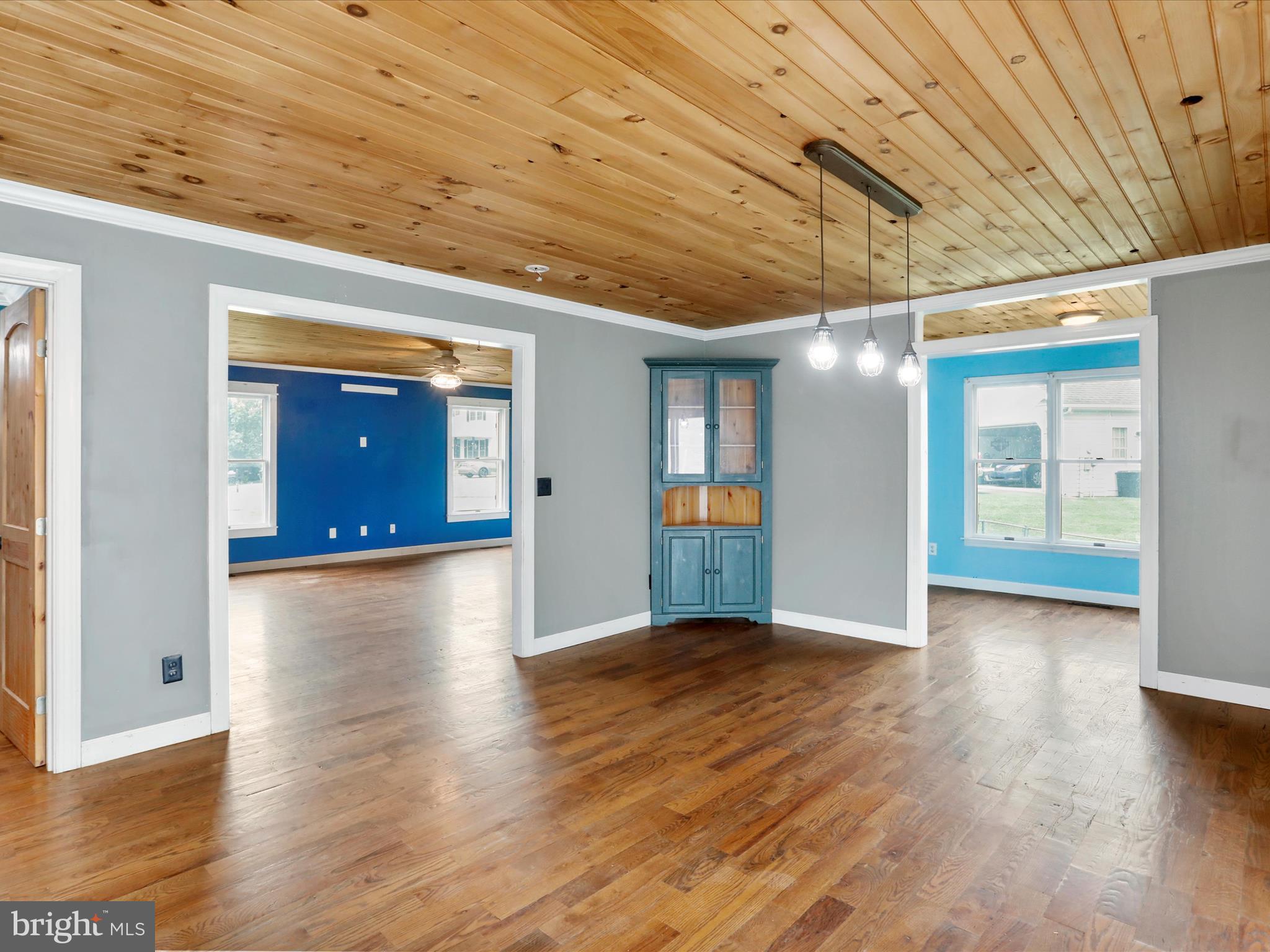 FORT HILL FARMS - Residential