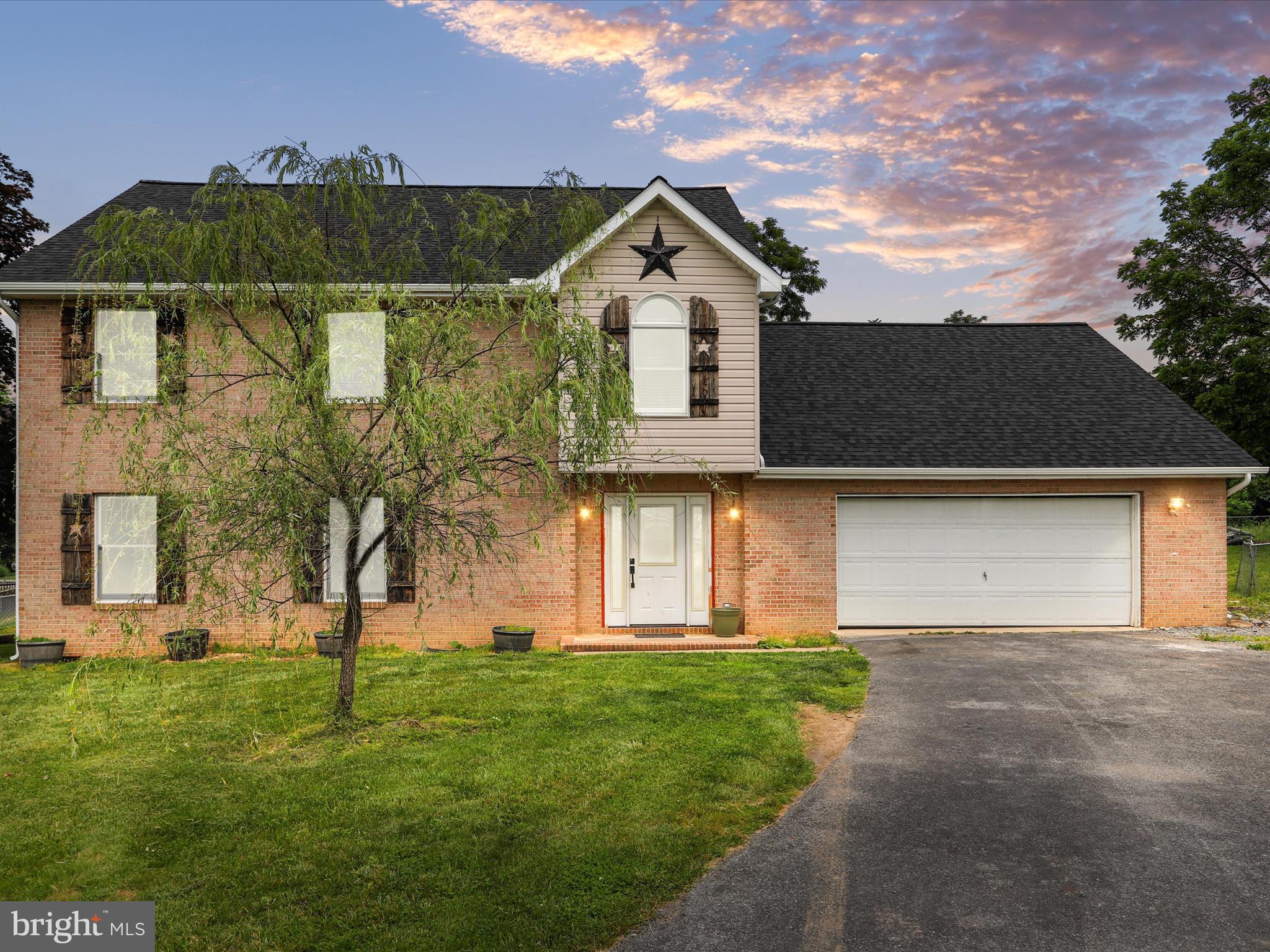 FORT HILL FARMS - Residential