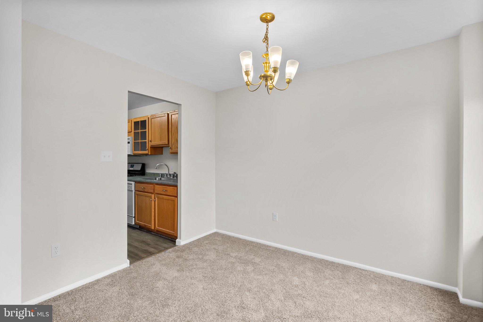 UNIVERSITY TOWERS CODM - Residential