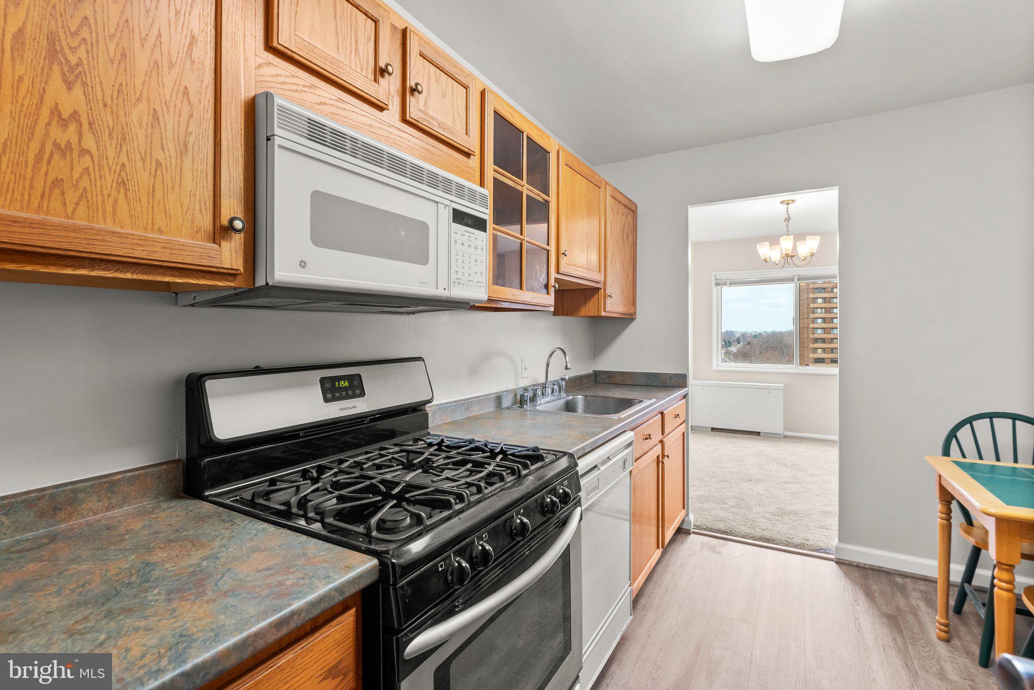 UNIVERSITY TOWERS CODM - Residential