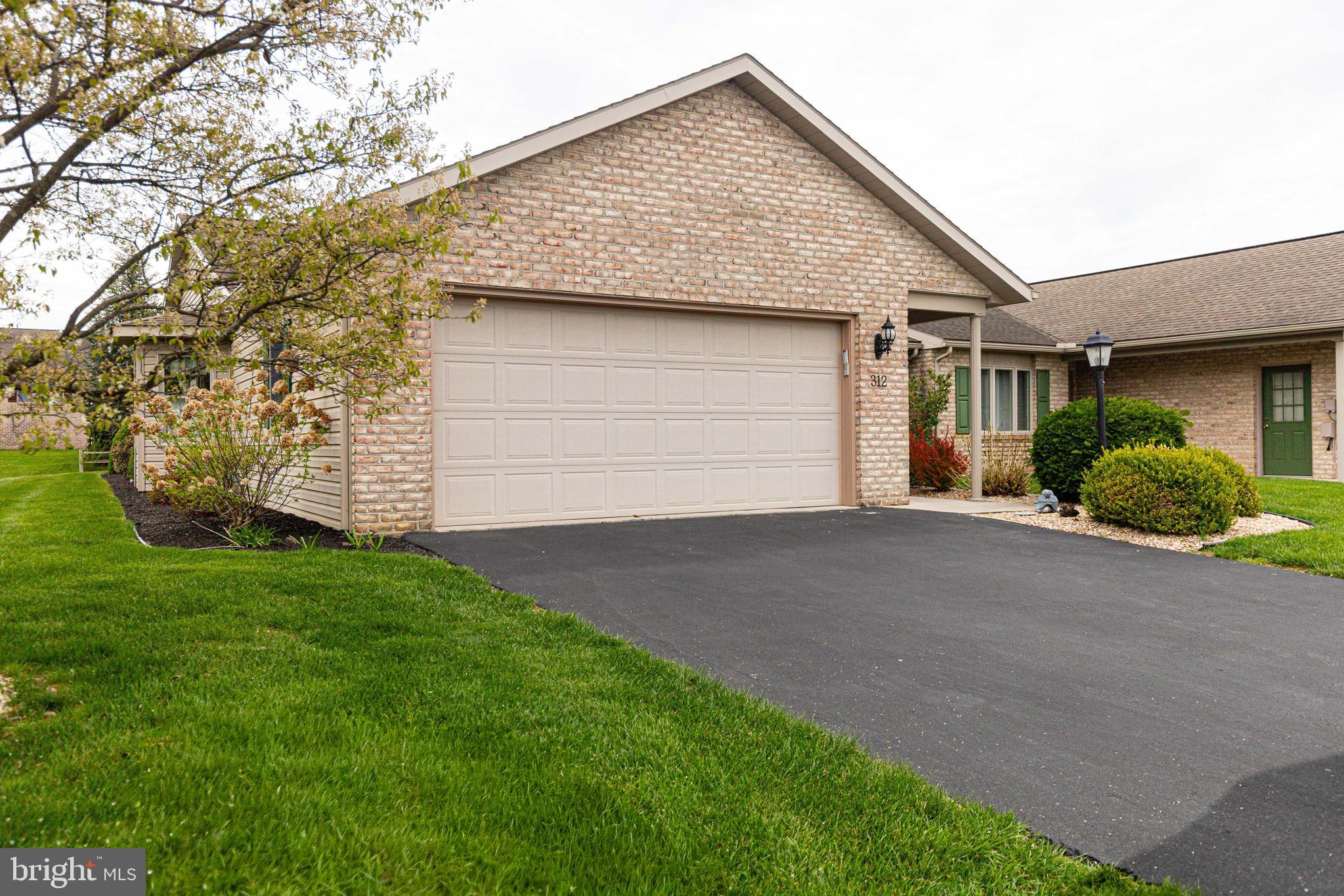 MAPLE RUN - Residential