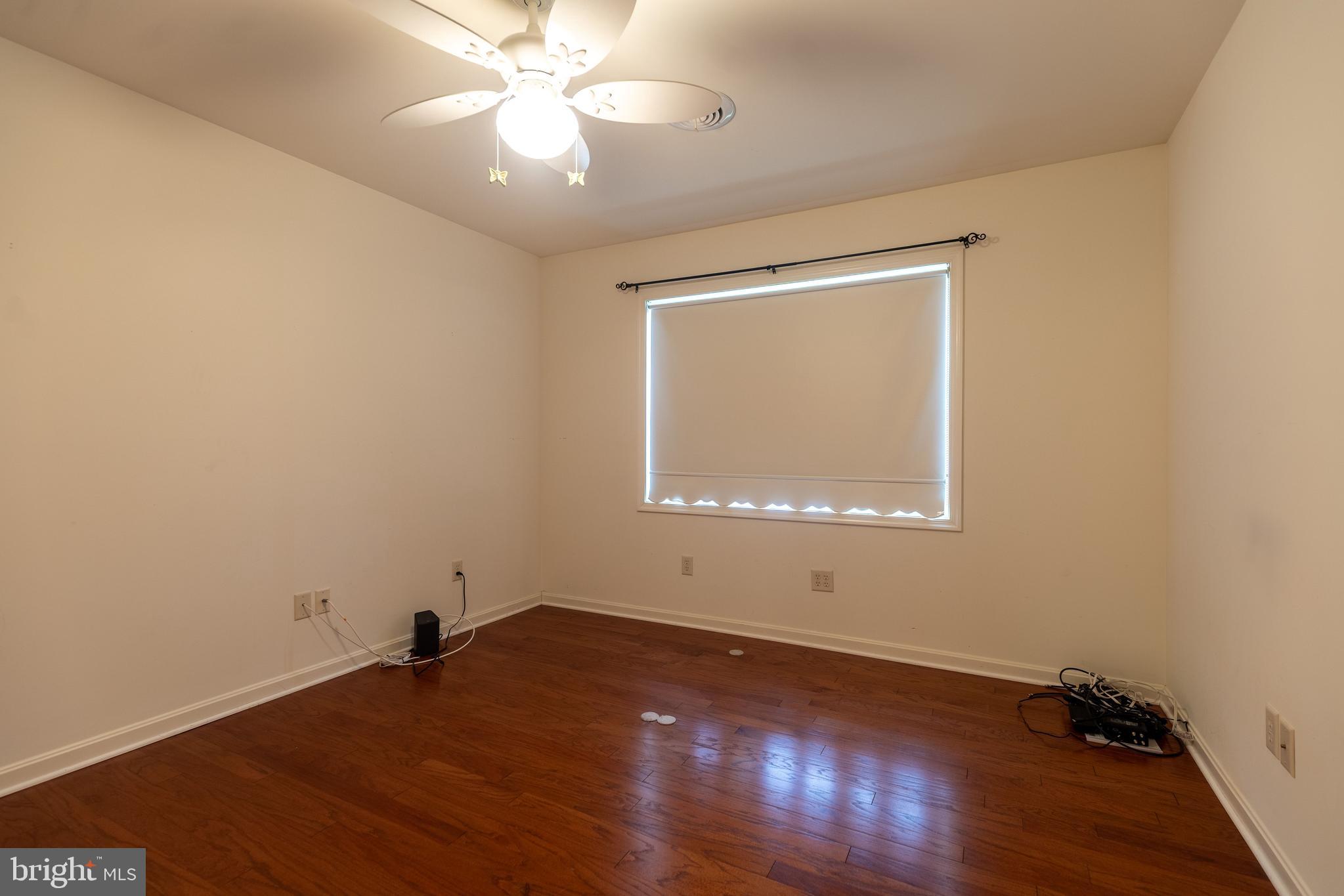 MAPLE RUN - Residential