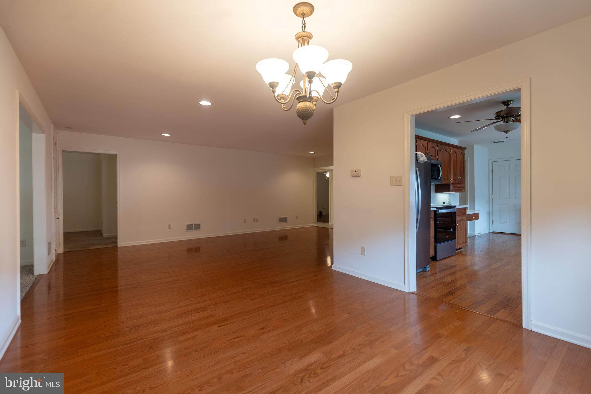 MAPLE RUN - Residential