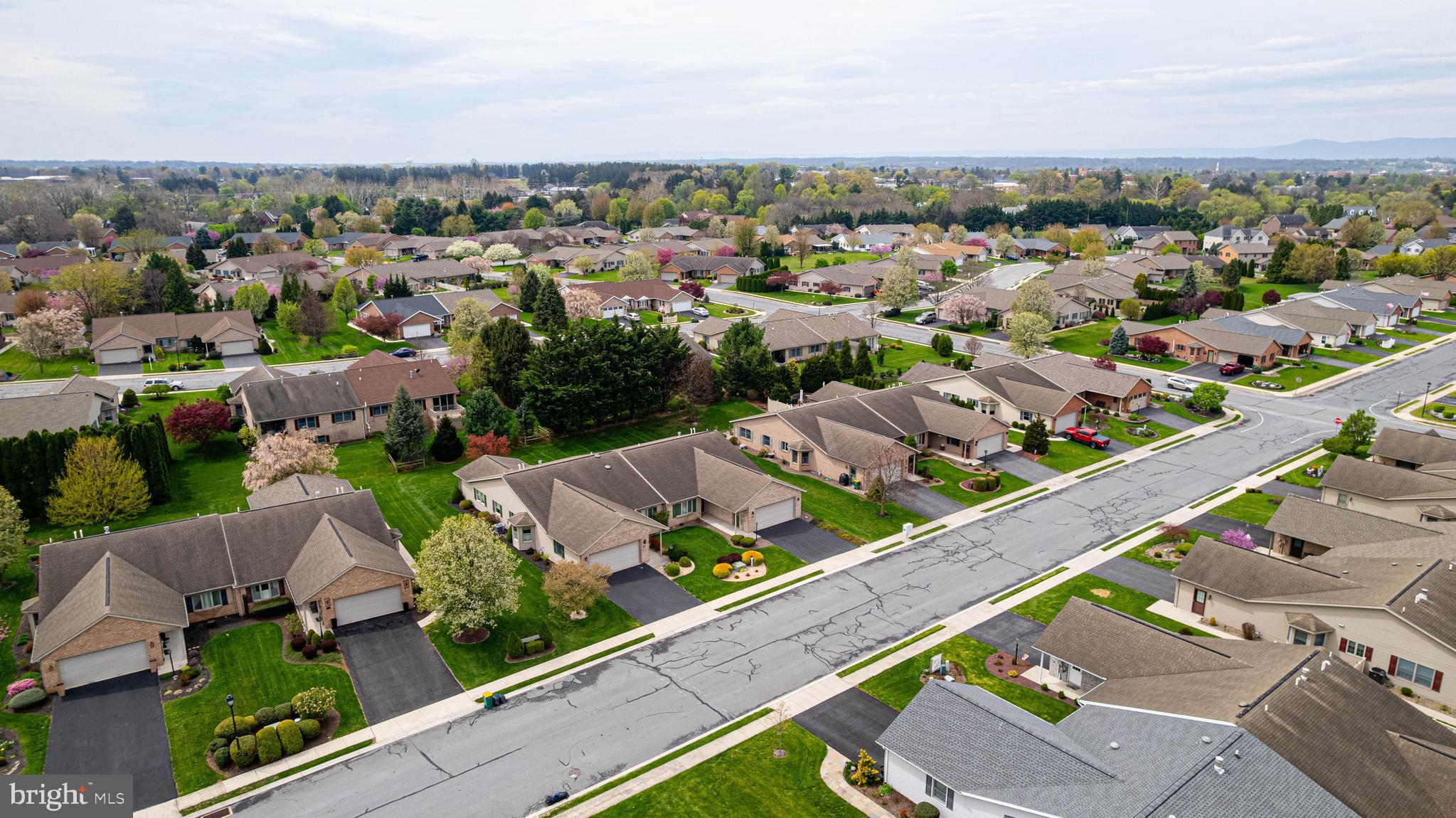 MAPLE RUN - Residential