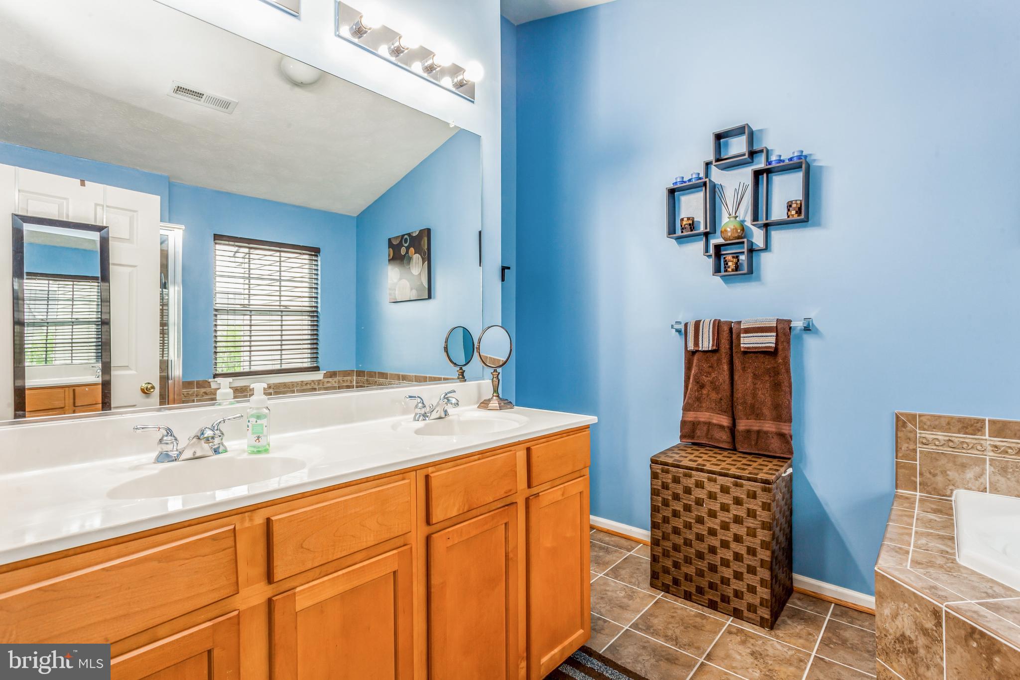 MIRAMAR LANDING - Residential