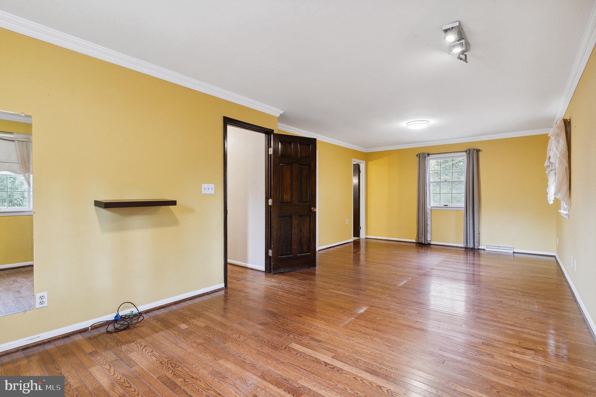 RED HILL - Residential