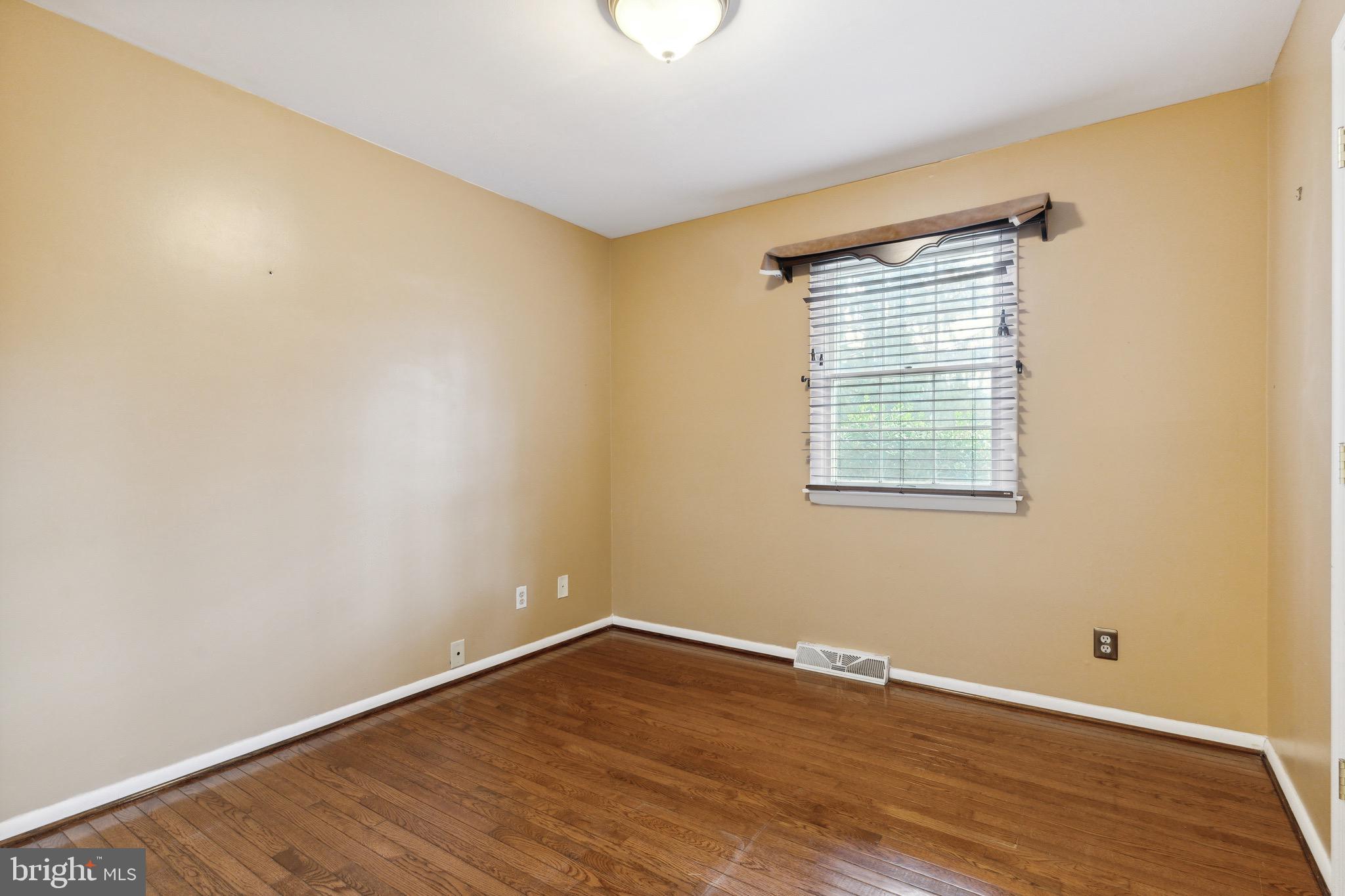 RED HILL - Residential