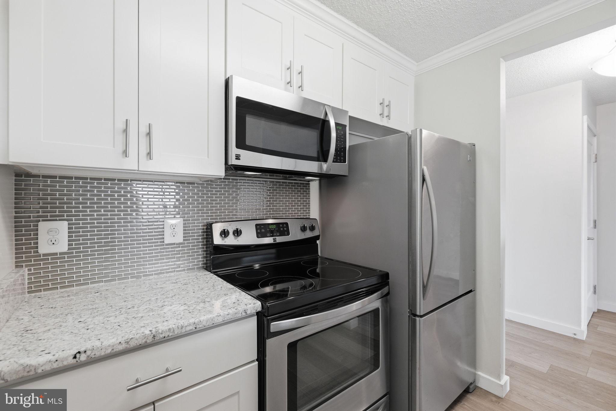200 N PICKETT STREET 1414