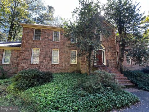 7625 KINCHELOE ROAD CLIFTON VA 20124
