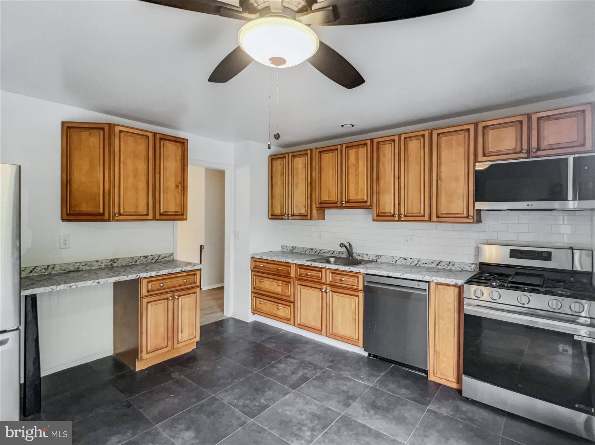 WILTON ACRES - Residential