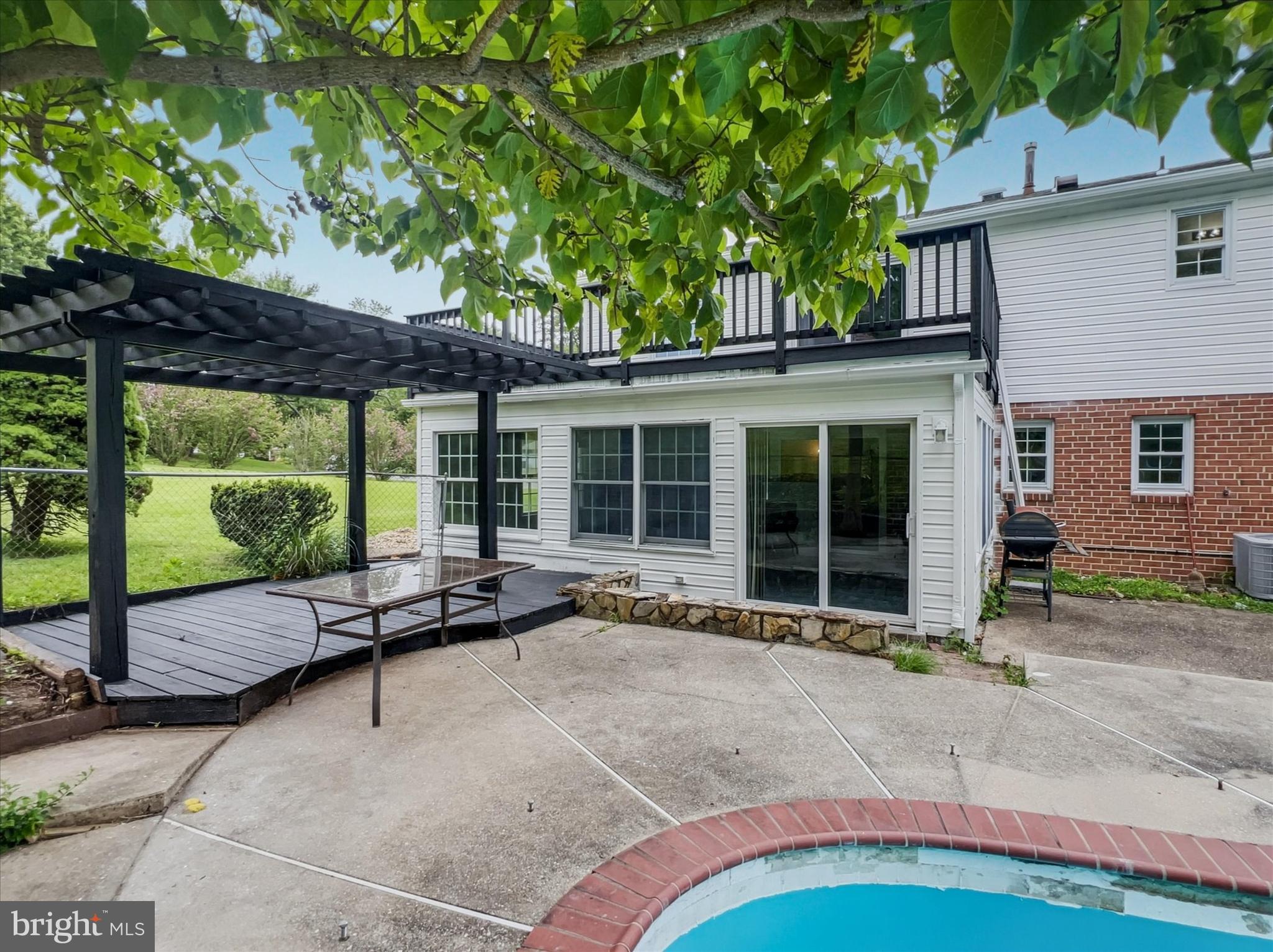 WILTON ACRES - Residential