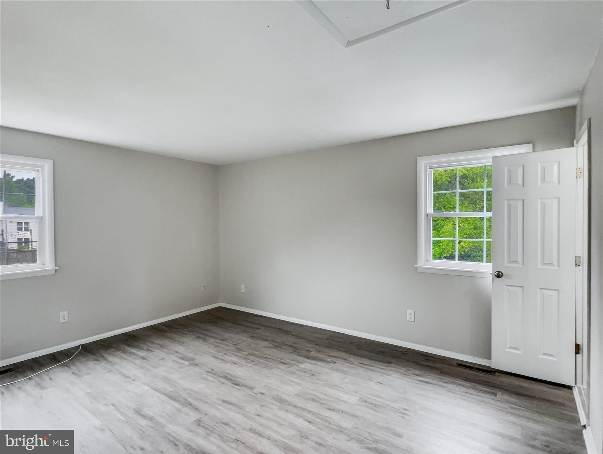 WILTON ACRES - Residential