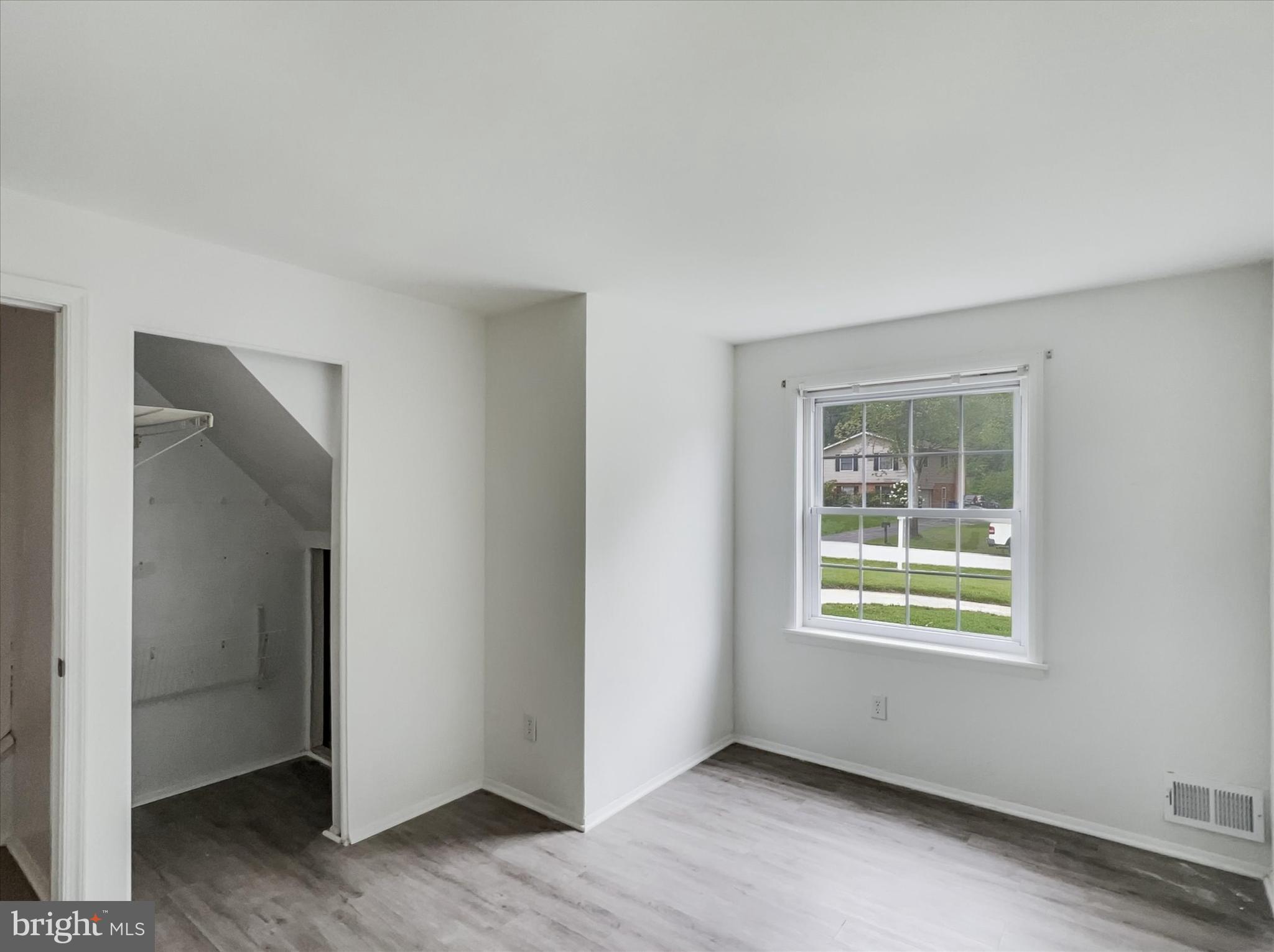 WILTON ACRES - Residential