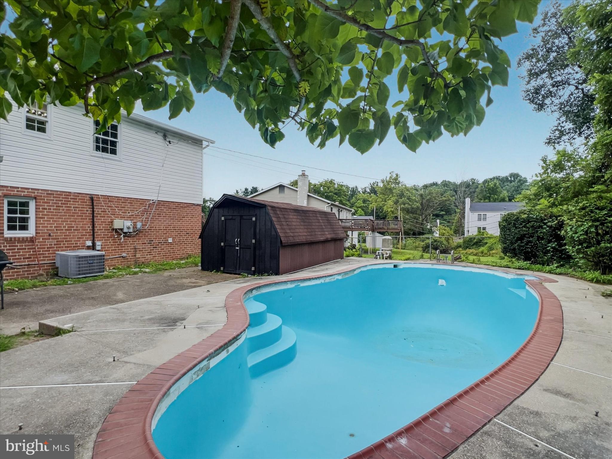 WILTON ACRES - Residential