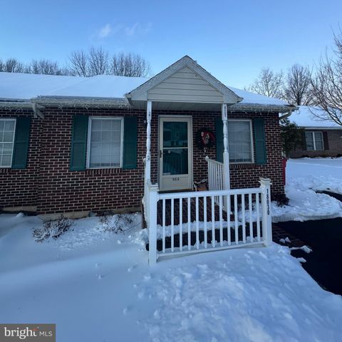 Photo of 18030 Edith Avenue, MAUGANSVILLE, MD 21767 (MLS # MDWA2033800)